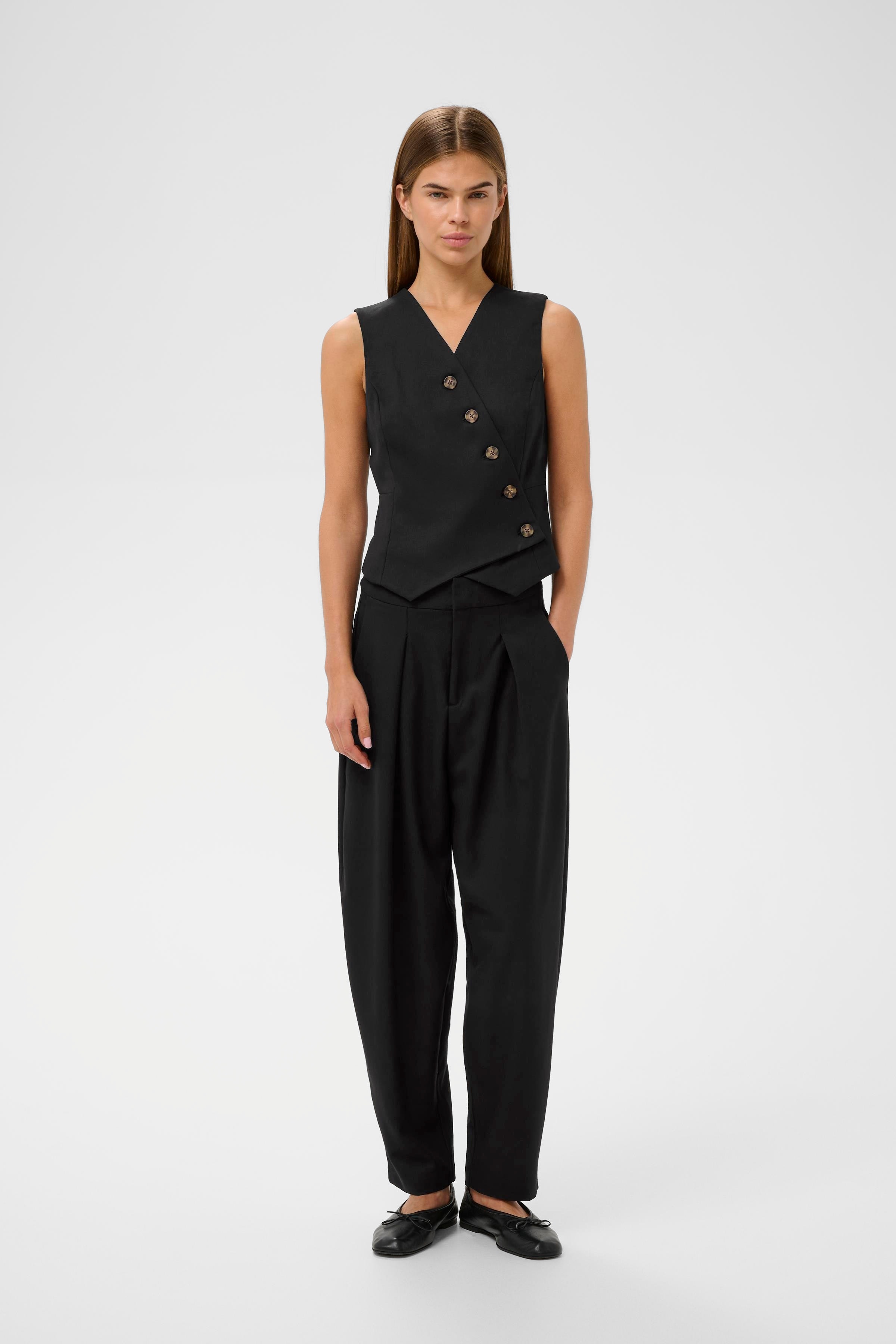 YuktaIW Bukser LOOKBOOK FRONT 30111165-194008