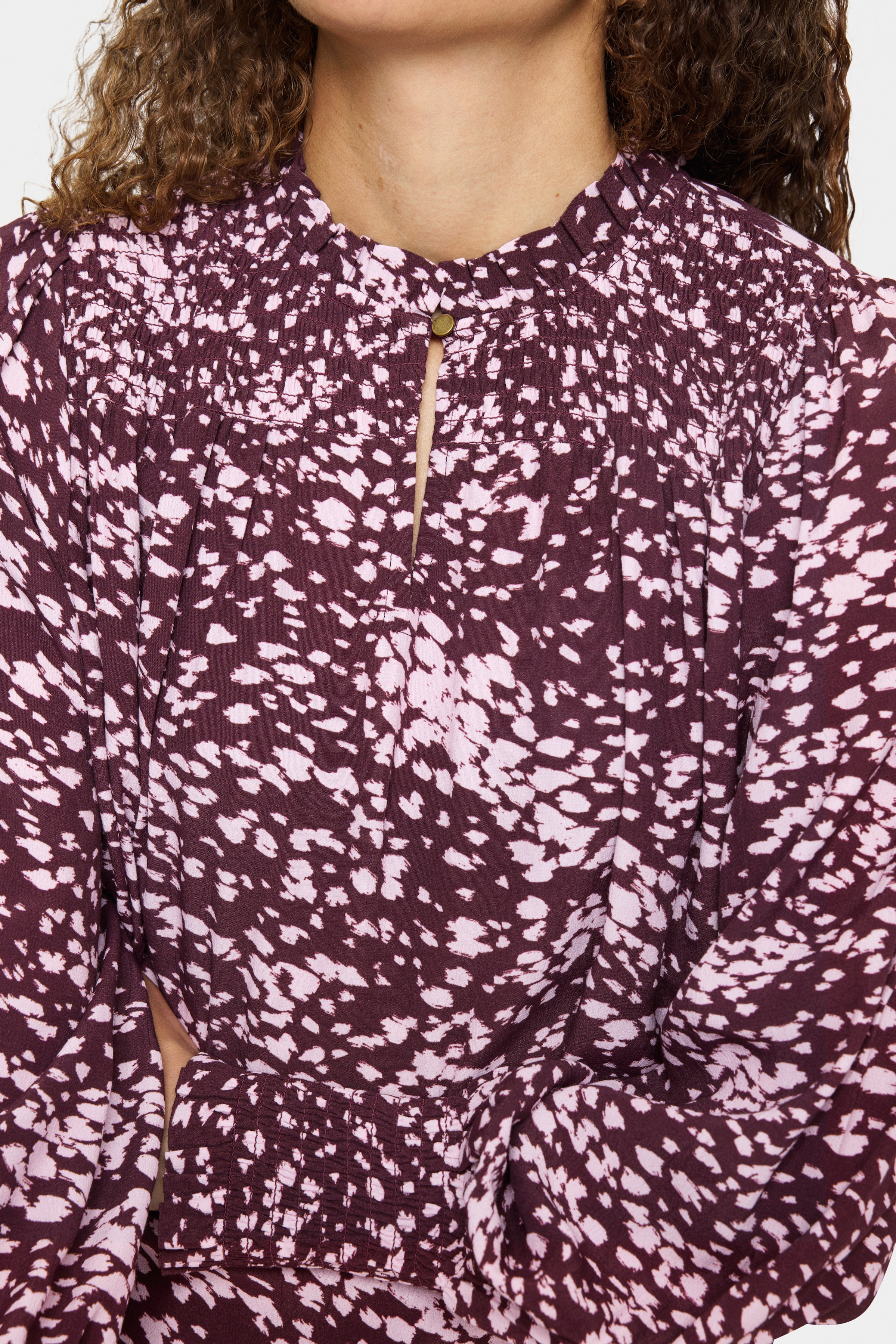 MalikaSZ Bluse LOOKBOOK DETAIL 30514405-304095