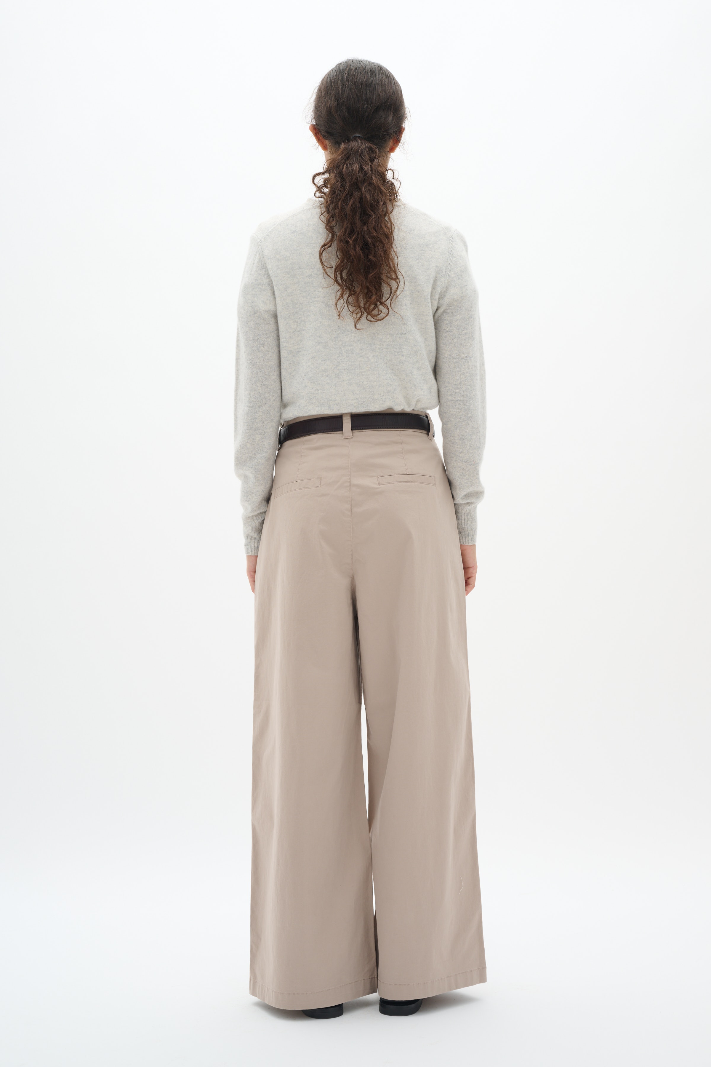 PosyIW Wide Trousers LOOKBOOK BACK 30109167-151506