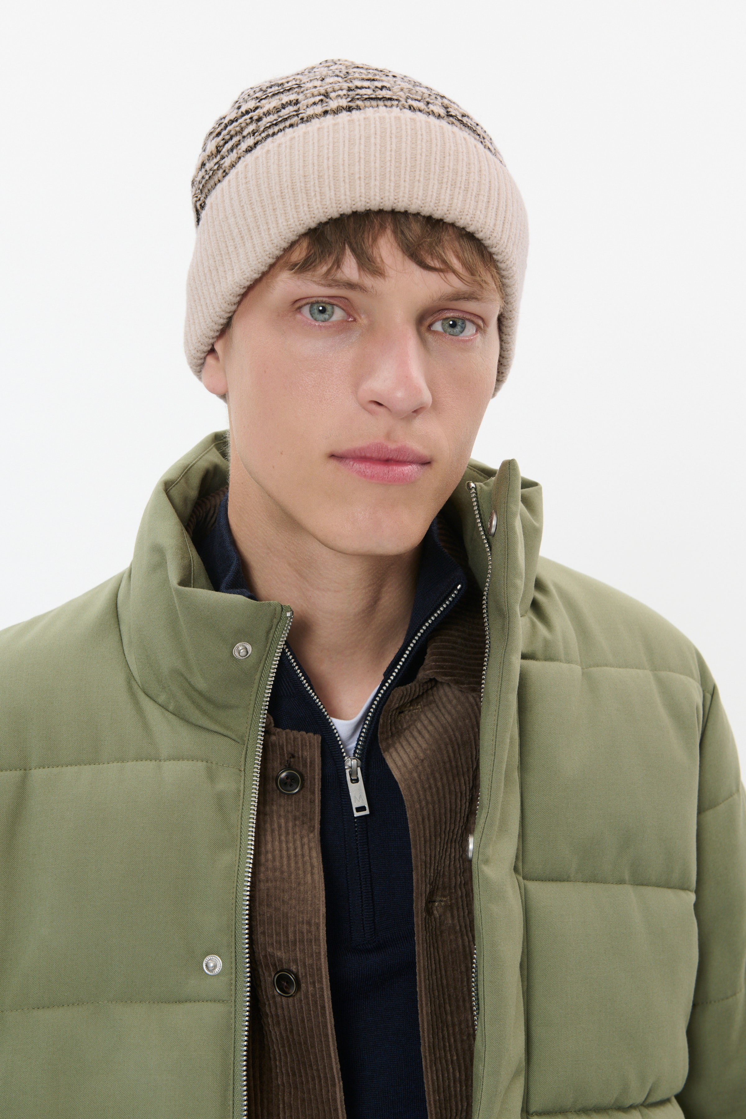 MAdrawf Hood LOOKBOOK DETAIL 30208611-171320