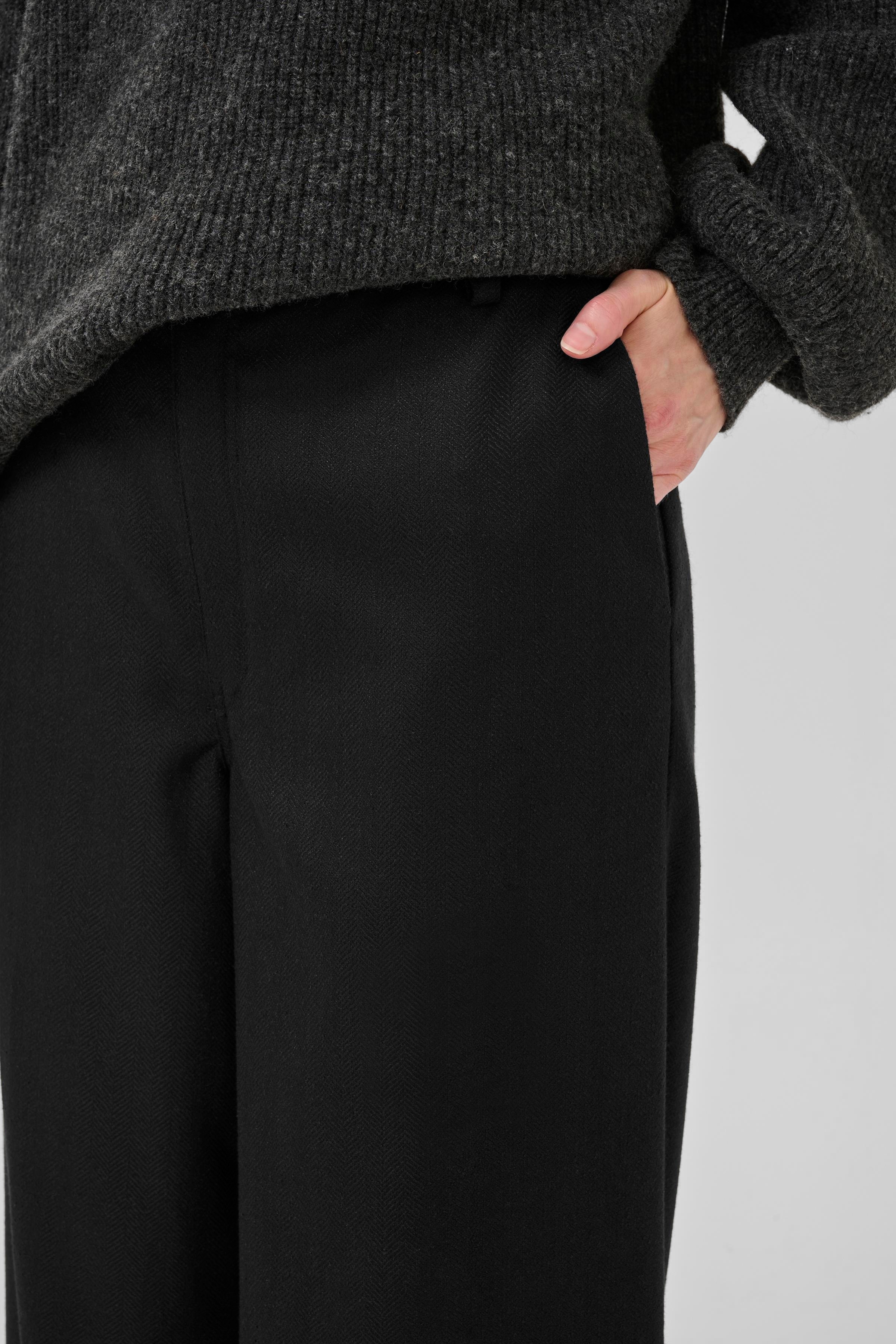EmmyMW Byxor LOOKBOOK DETAIL 10705217-100031