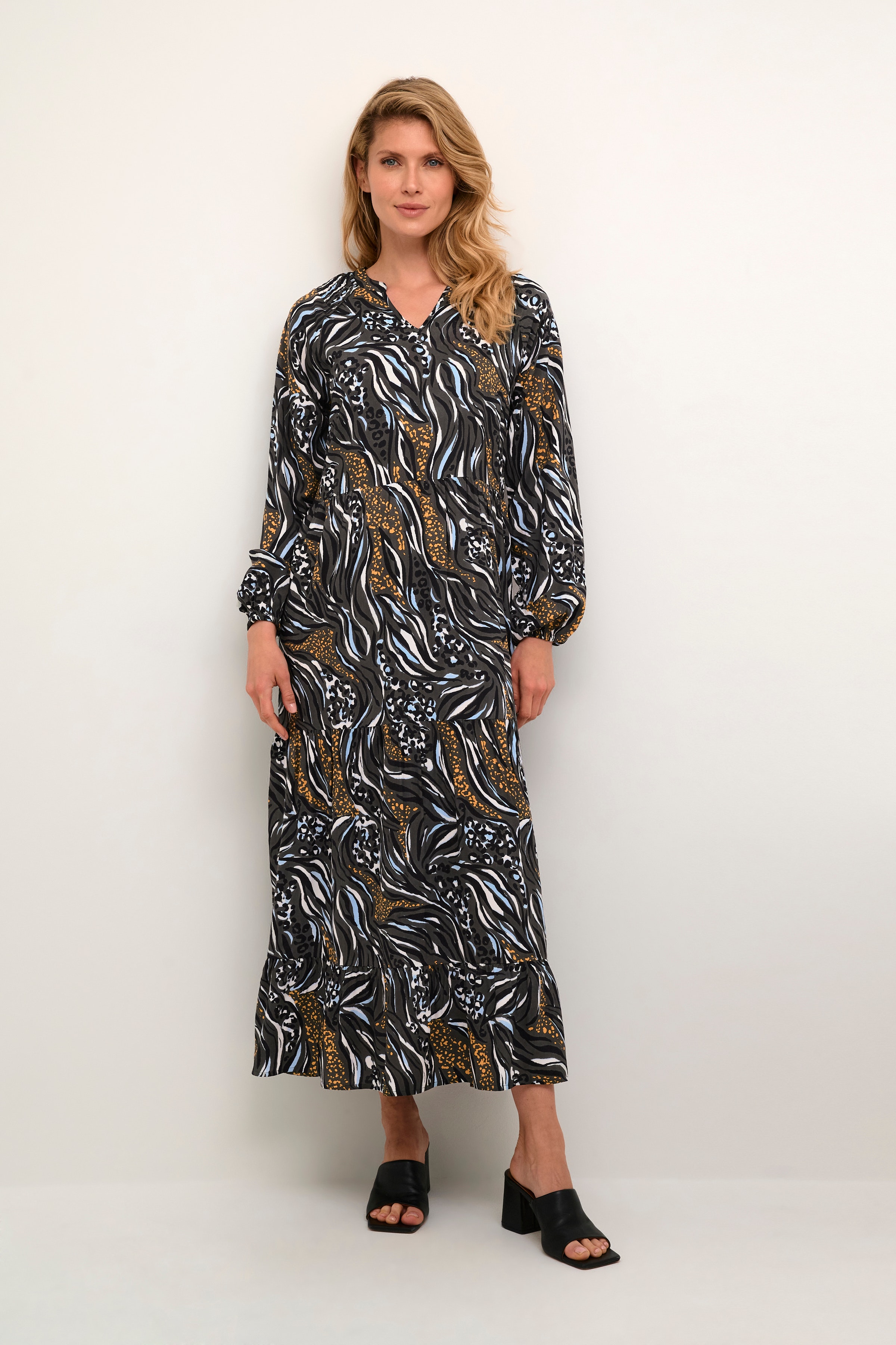 BPpolina Klänning LOOKBOOK FRONT 10590523-104978B