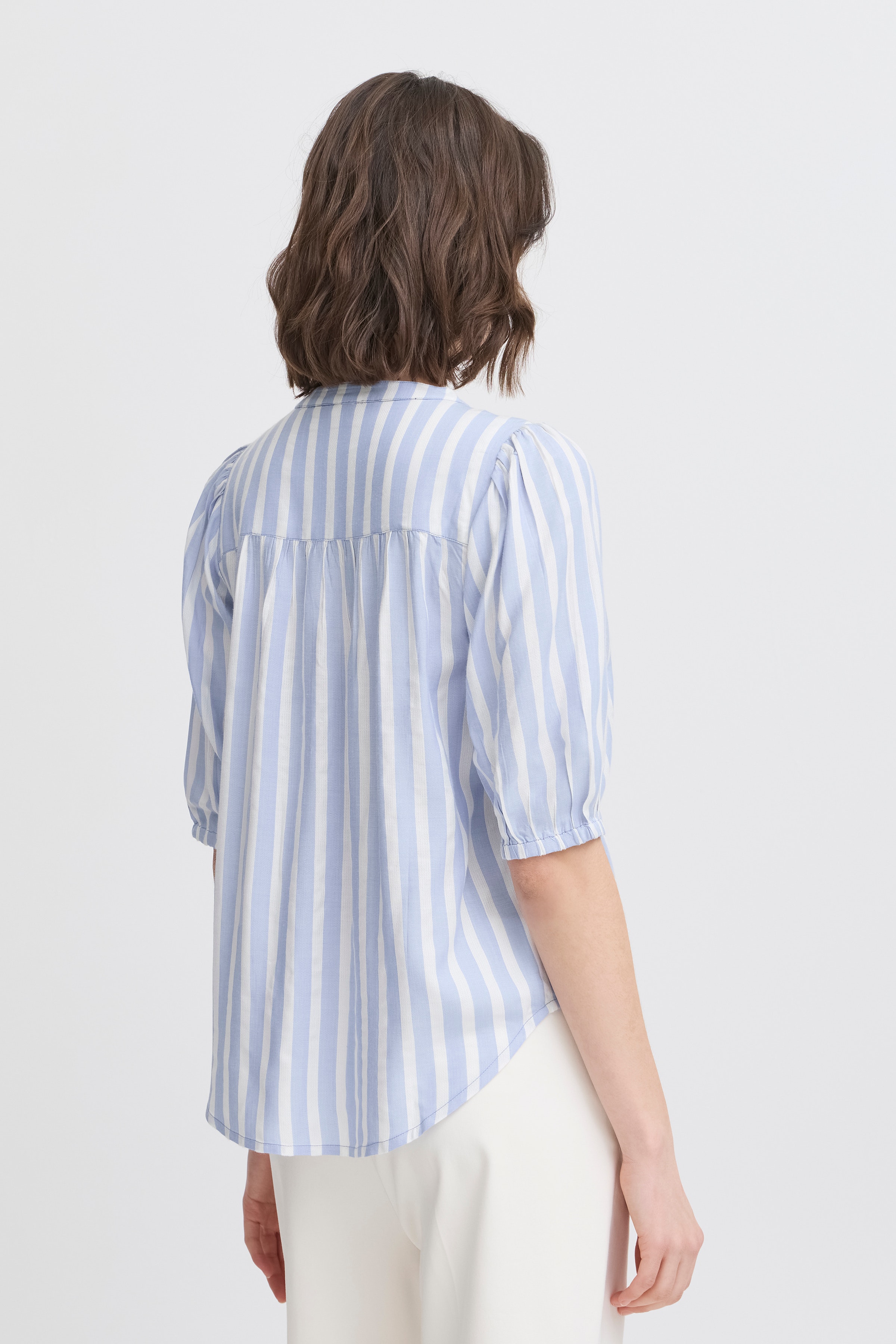 FXBONNIE Bluse LOOKBOOK FRONT 20615304-204853