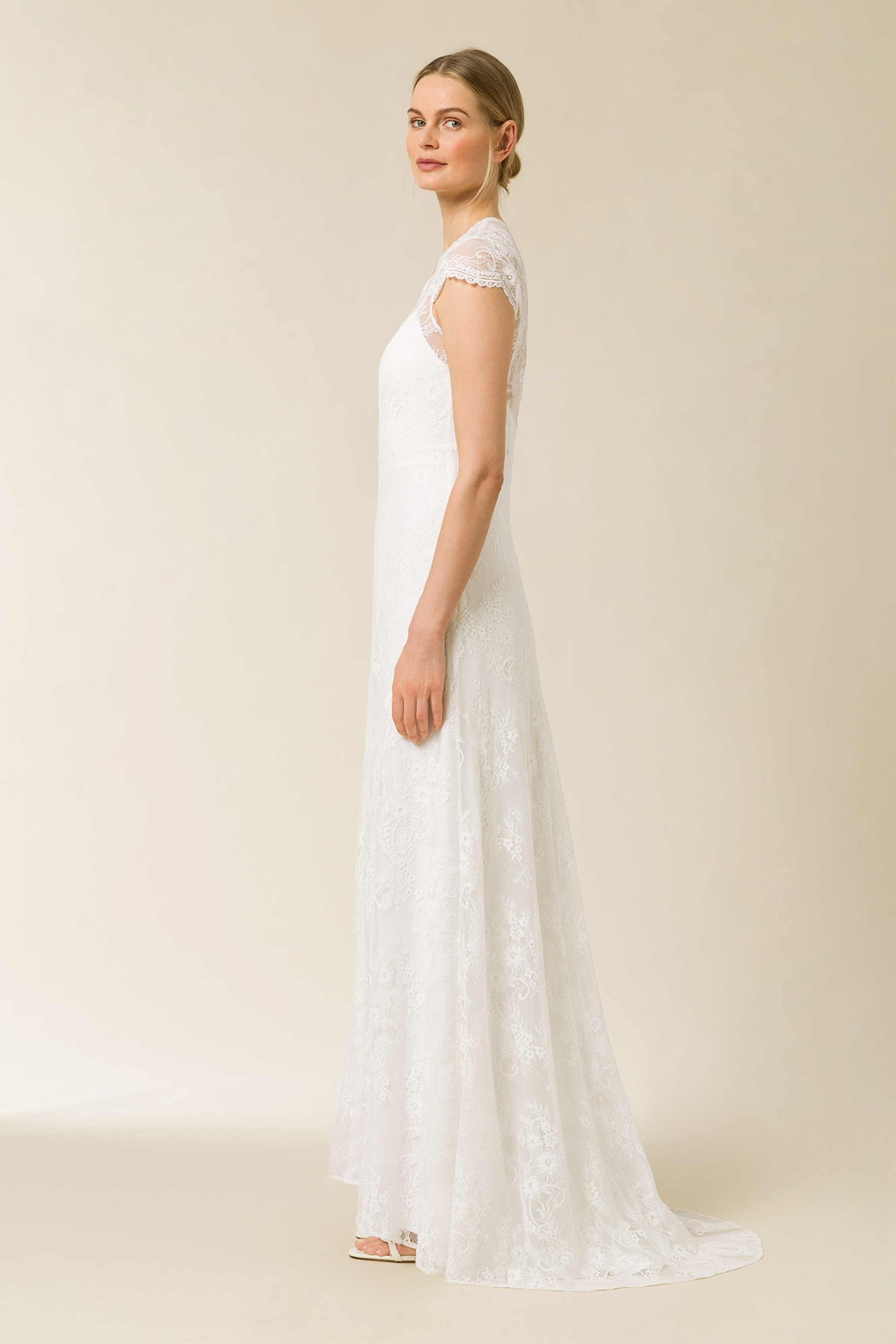 BRIDAL Dress LOOKBOOK FRONT 30600187-WH010