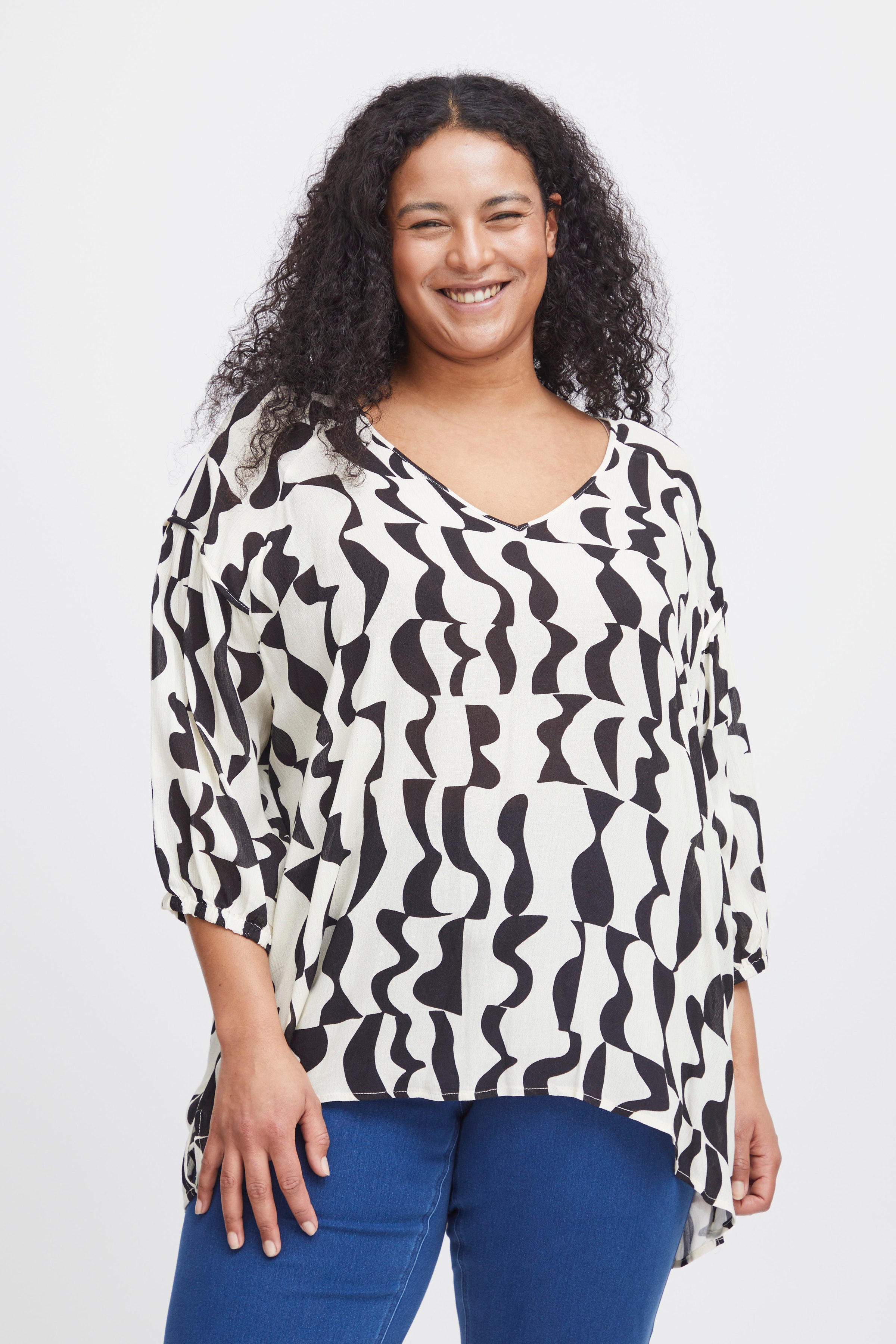 Kortærmet bluse LOOKBOOK FRONT 20613625-200739