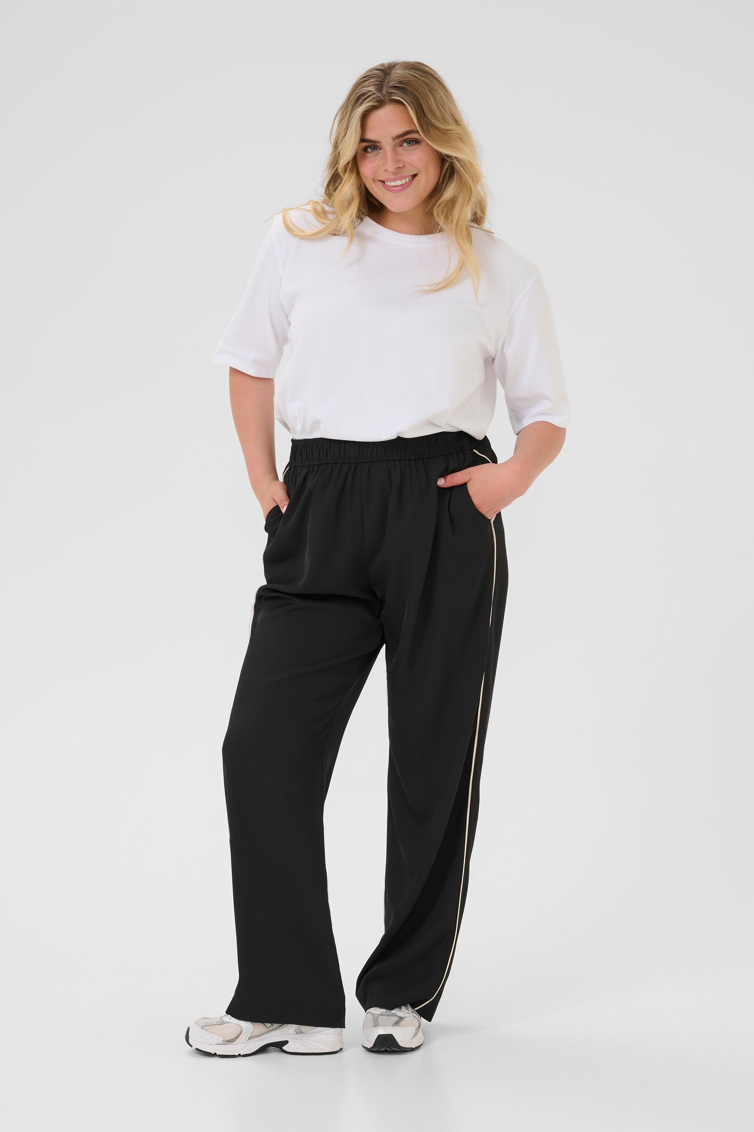KCtenna Bukser LOOKBOOK FRONT 10583433-100121