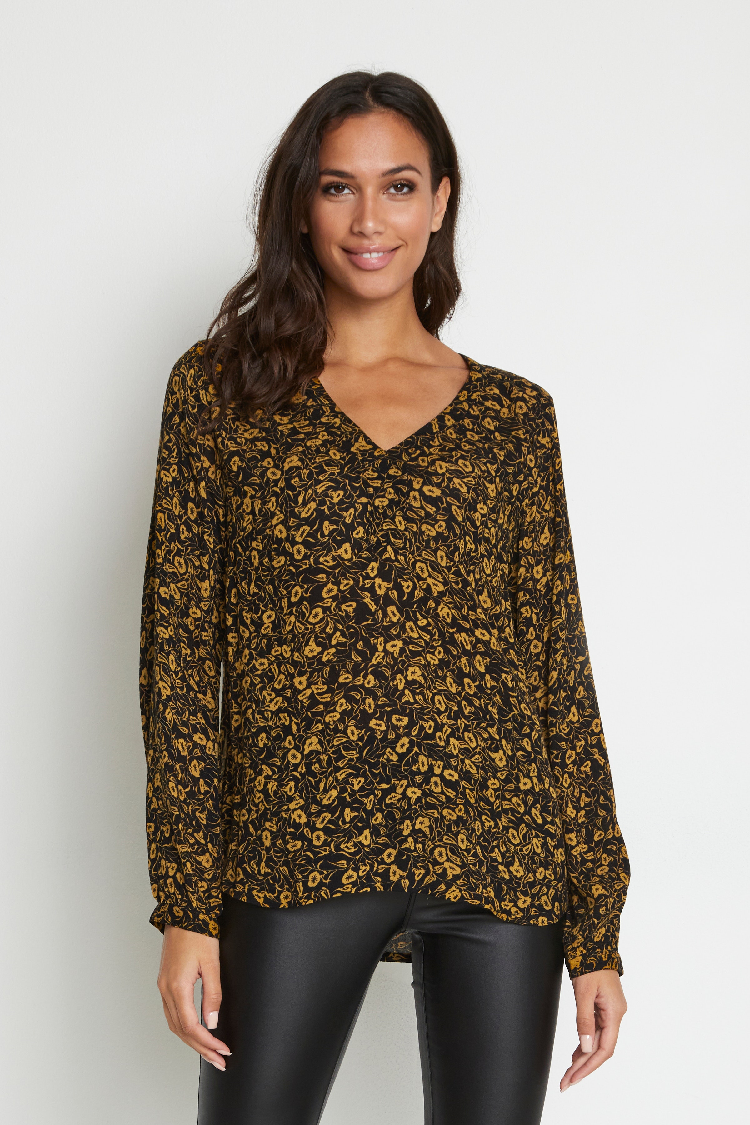 KAmimi Amber Langærmet bluse LOOKBOOK FRONT 10506703-103091