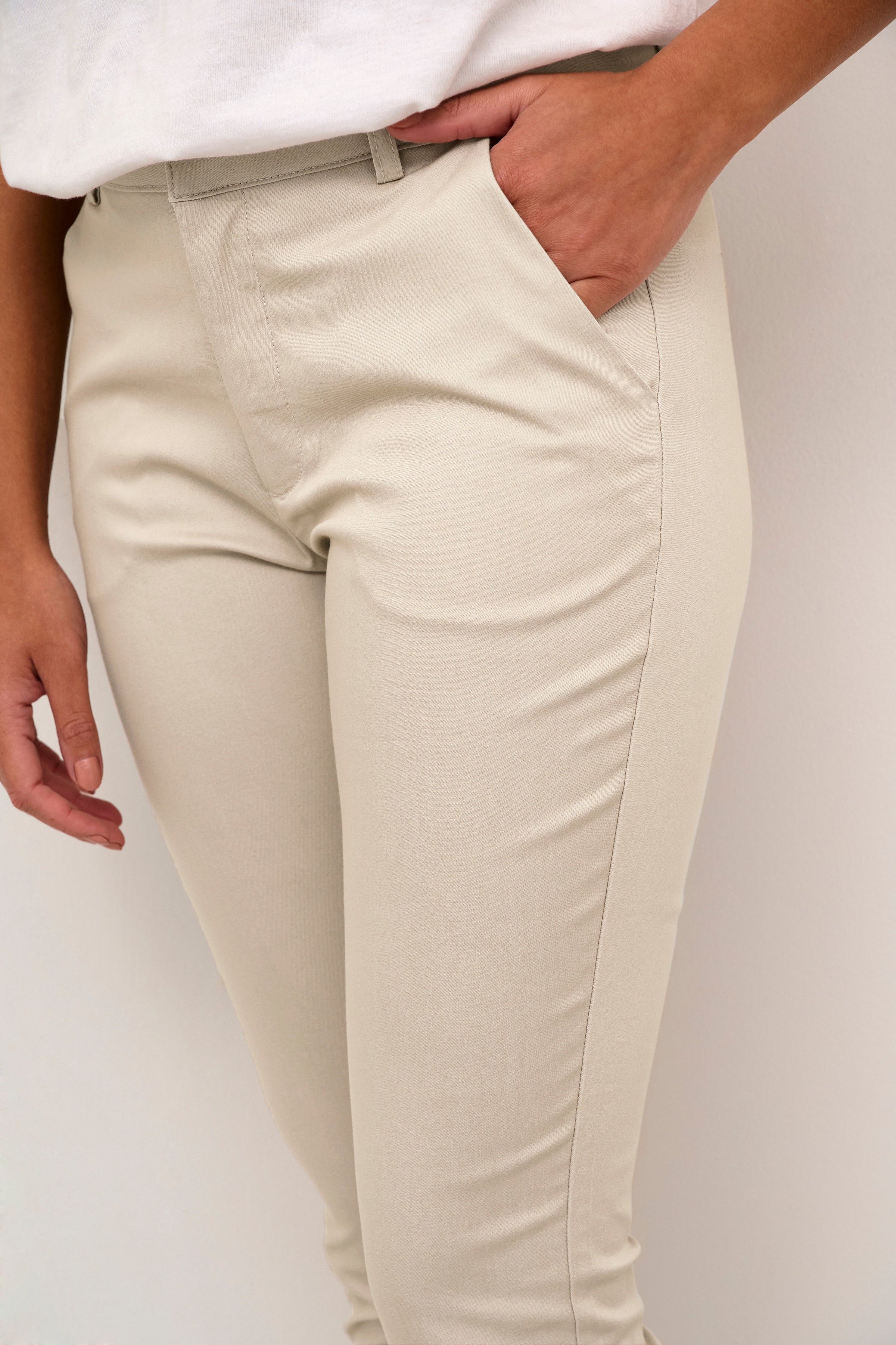 KAlea Trousers LOOKBOOK DETAIL 10509141-151305