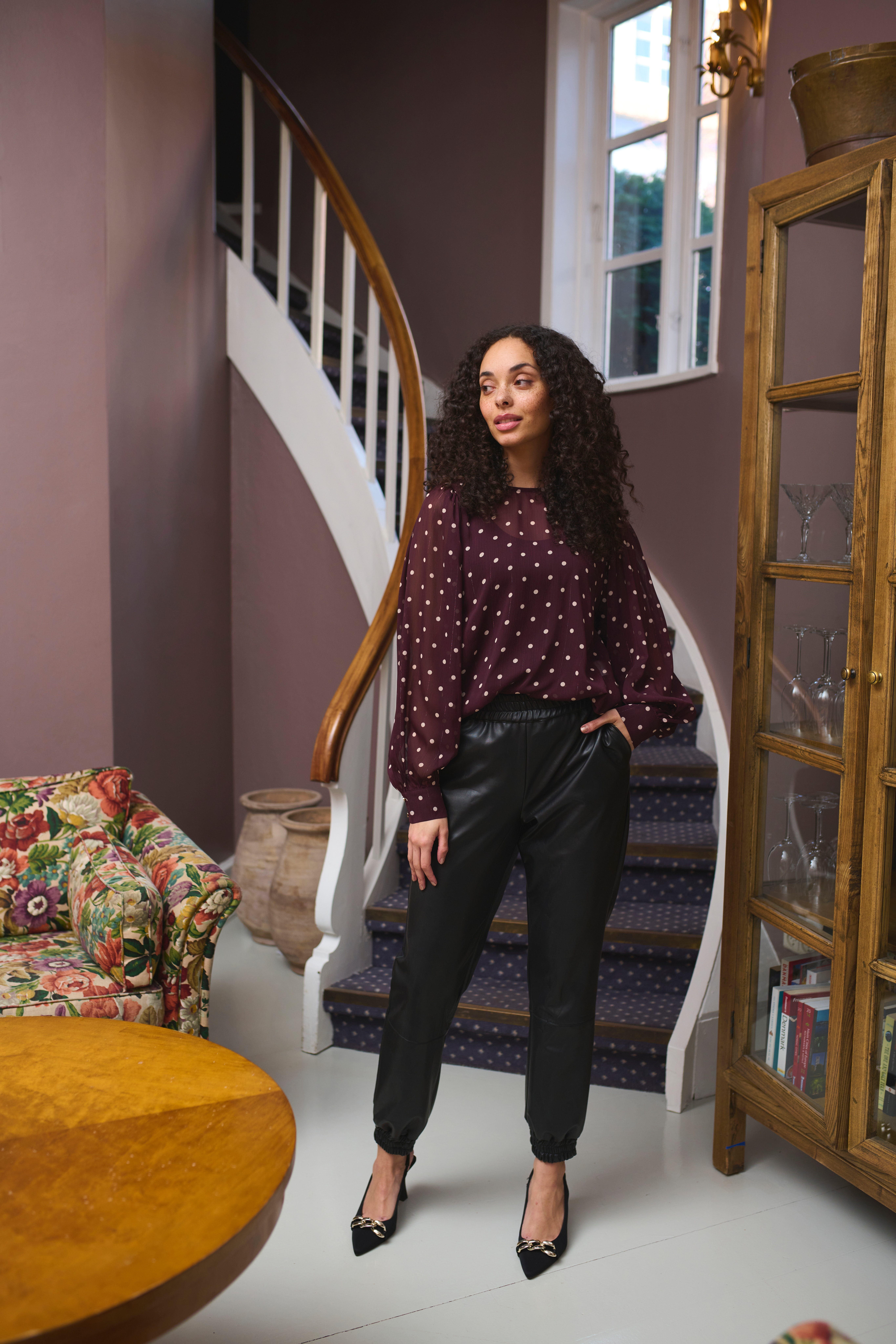 KAsimi Blouse LOCATION NONE 10505705-103589