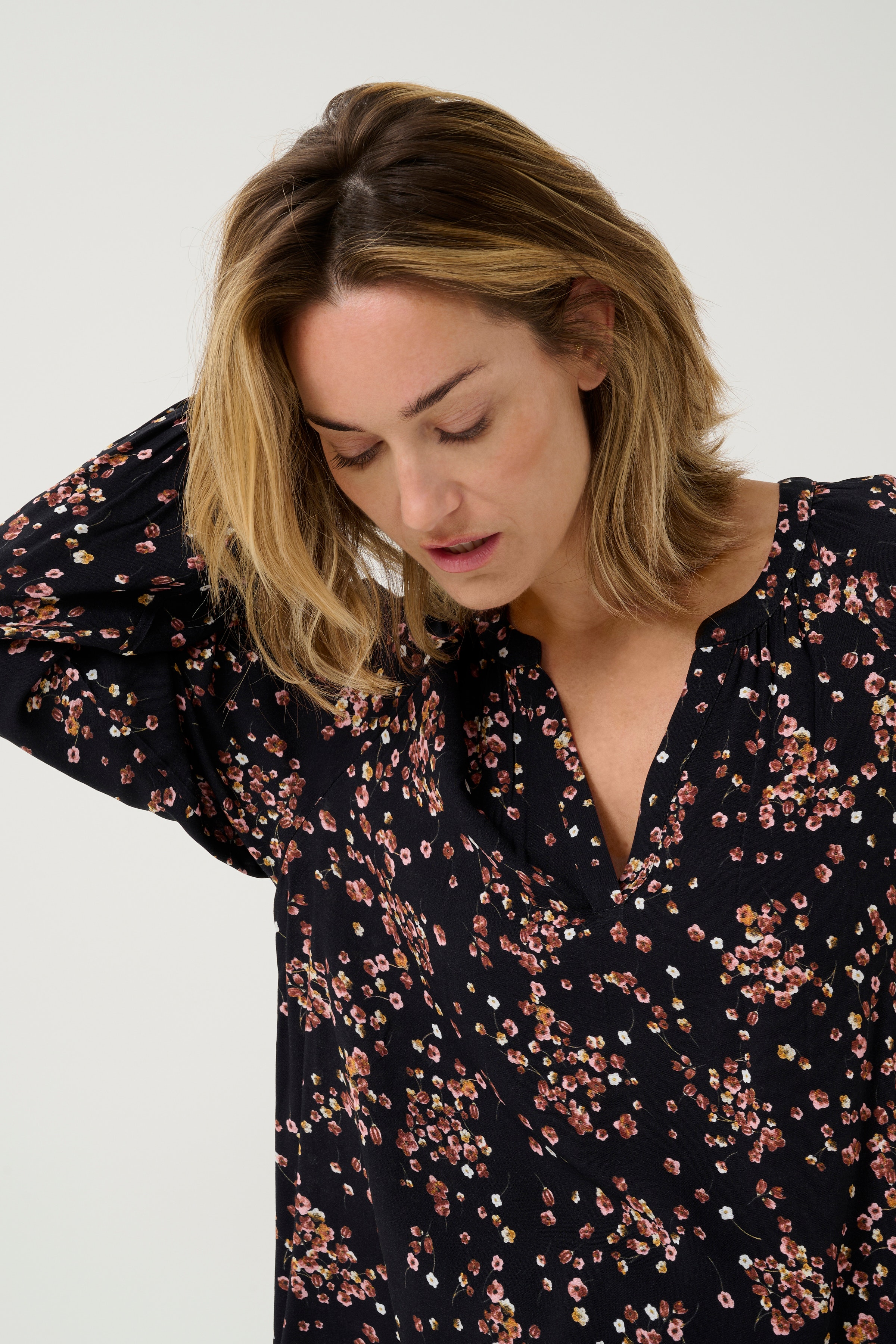 BPnuella Blouse LOOKBOOK DETAIL 10590783-106774B