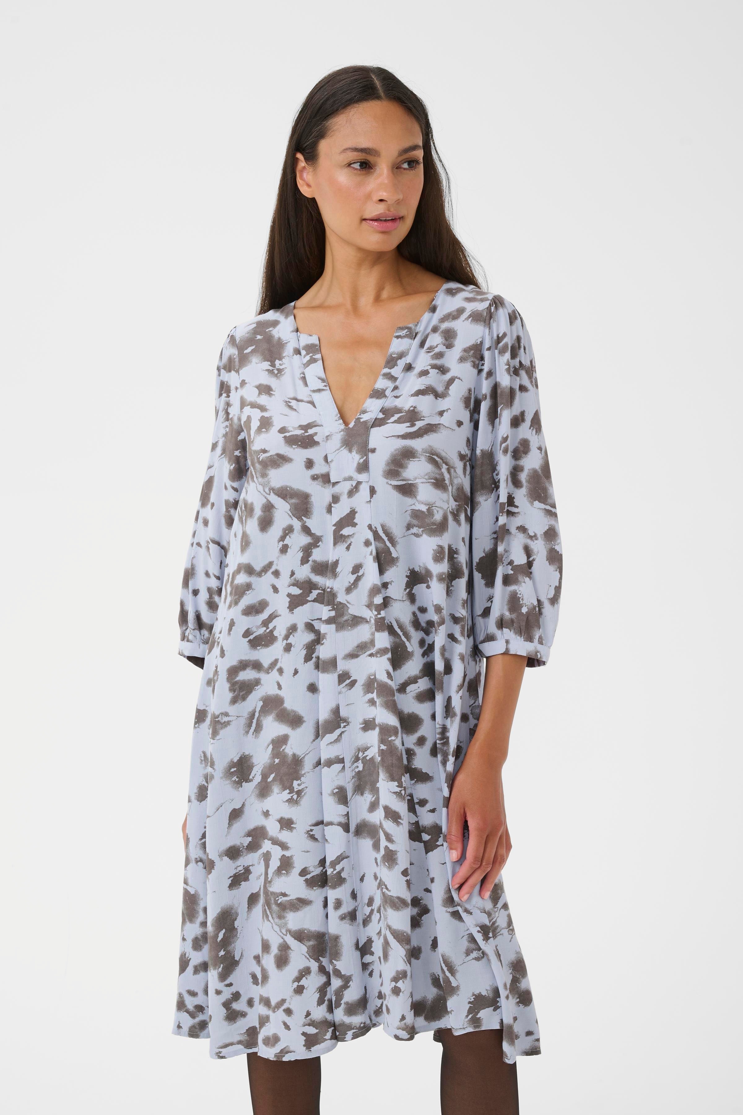 KBXyla Klänning LOOKBOOK FRONT 10105777-108908