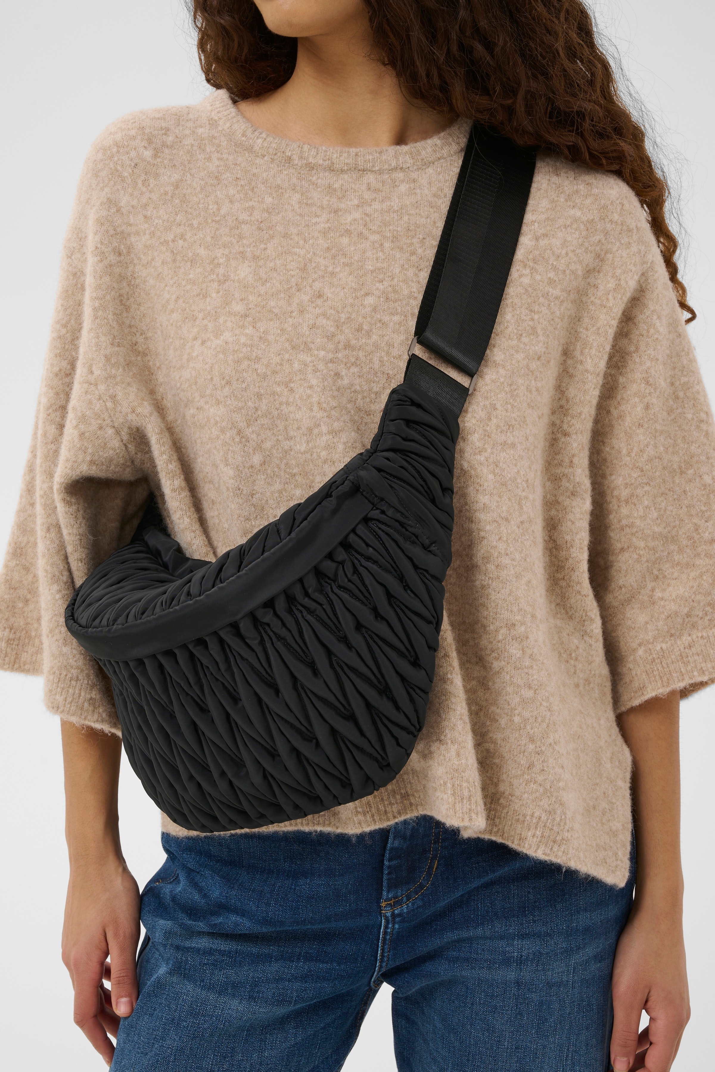 SAMYIW BUMBAG LOOKBOOK DETAIL 30112468-194008