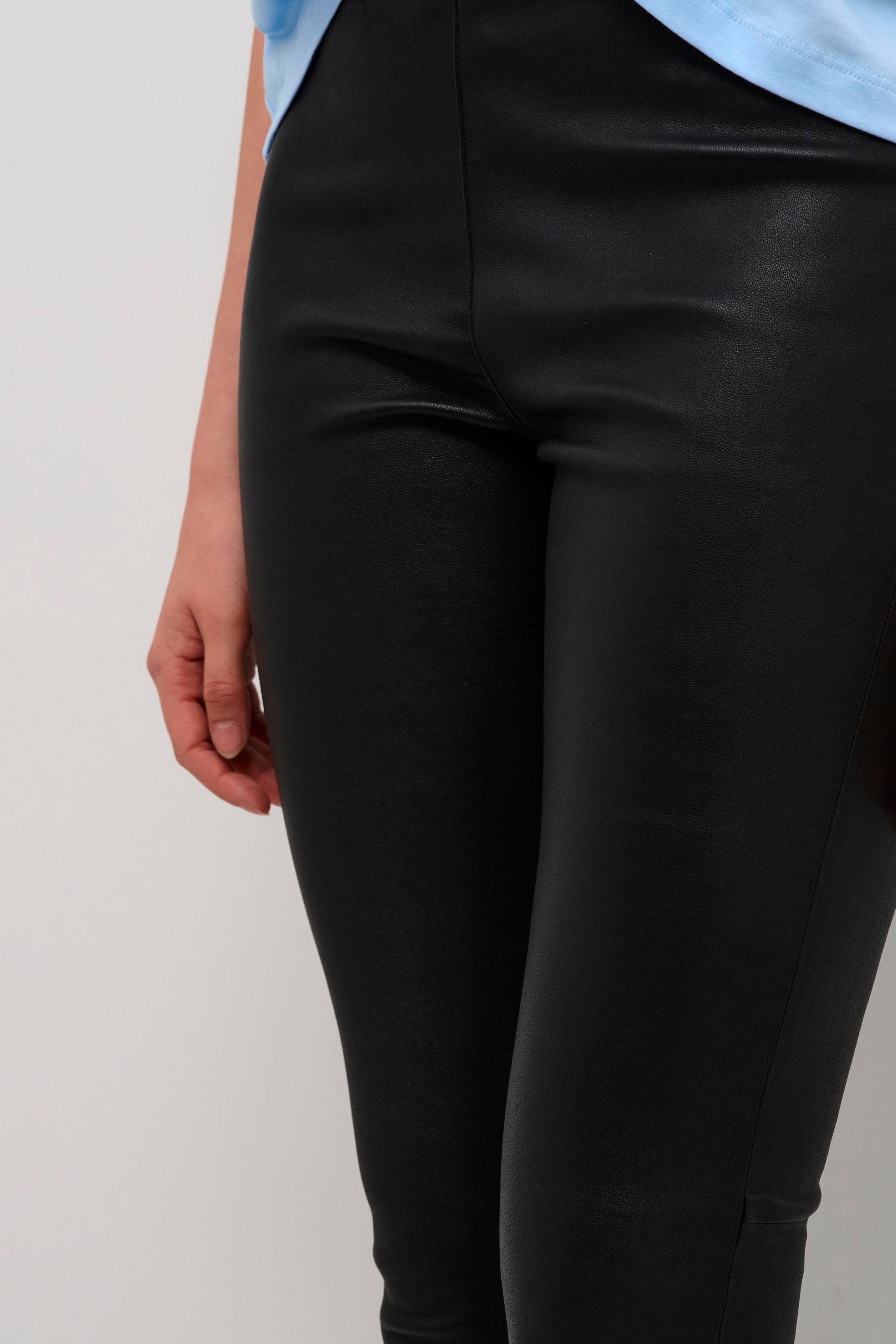 MemeKB Leather trousers LOOKBOOK DETAIL 10102014-40909