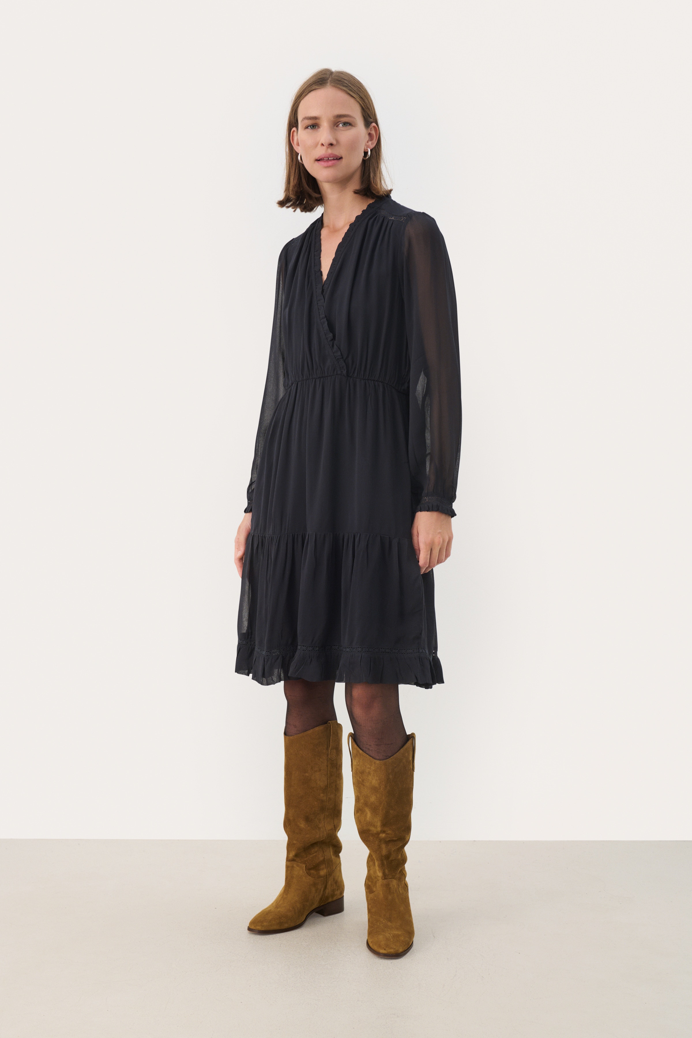 MunyaPW Kjole LOOKBOOK FRONT 30309321-194013