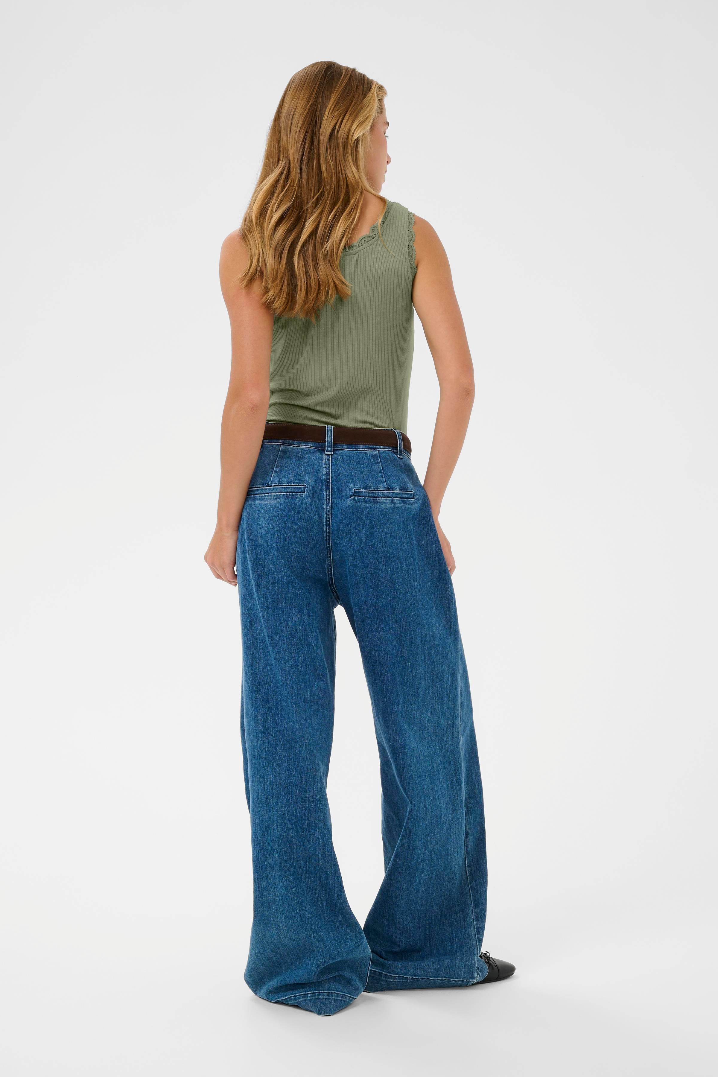 KAomi T-shirt LOOKBOOK BACK 10510143-176212