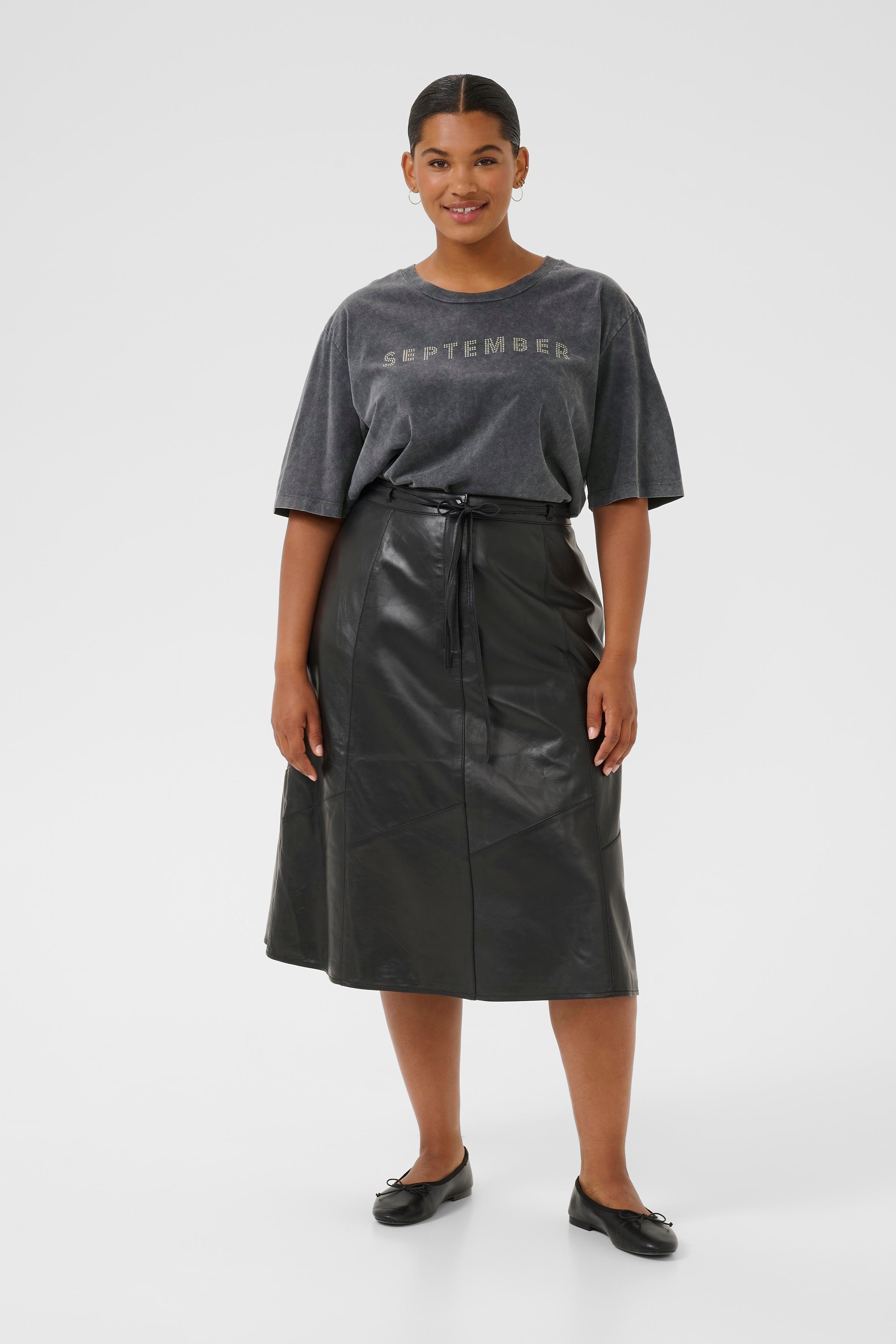 KCserina T-shirt LOOKBOOK FRONT 10583679-108323