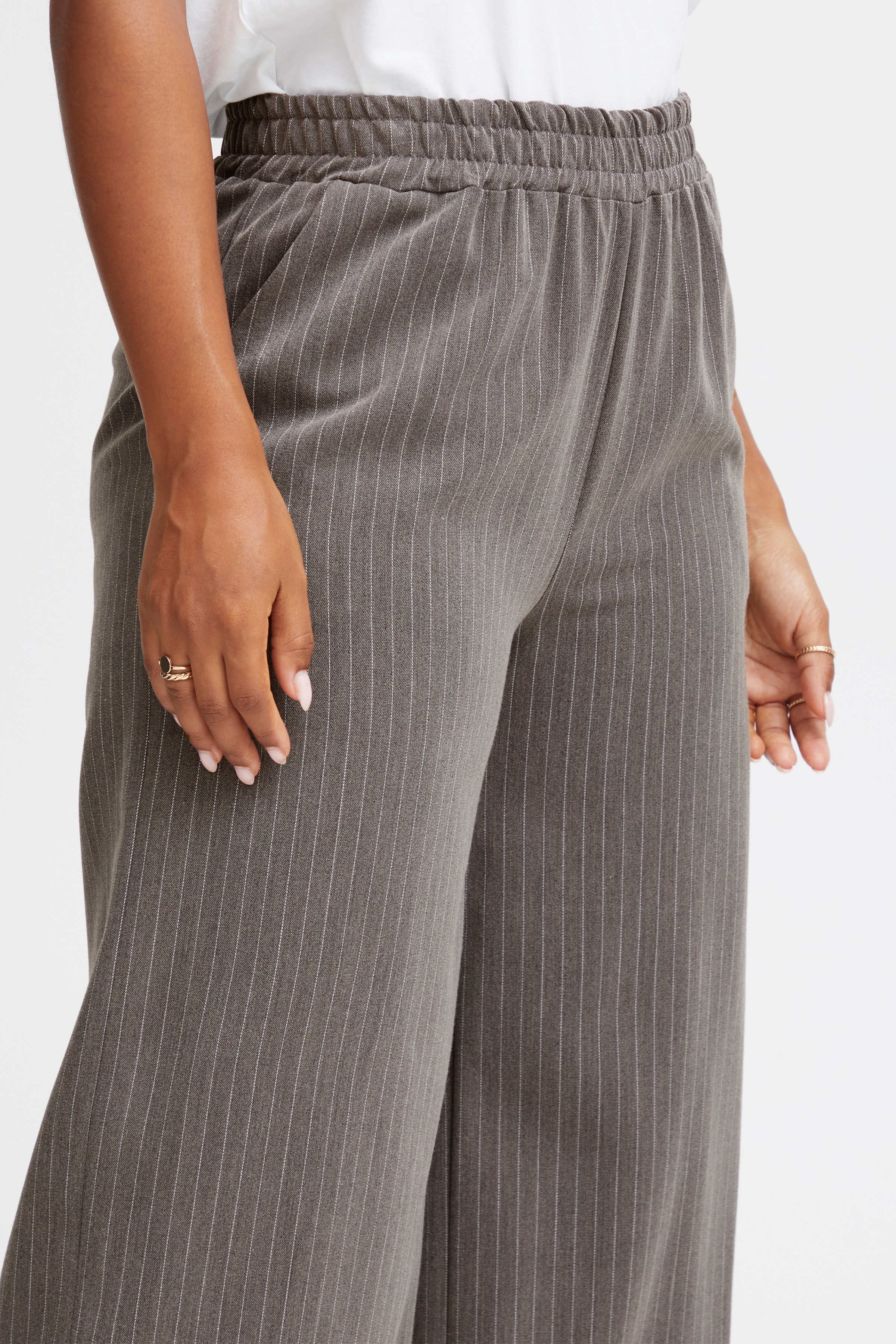 SBDIEGO Bukser LOOKBOOK DETAIL 22100382-203619