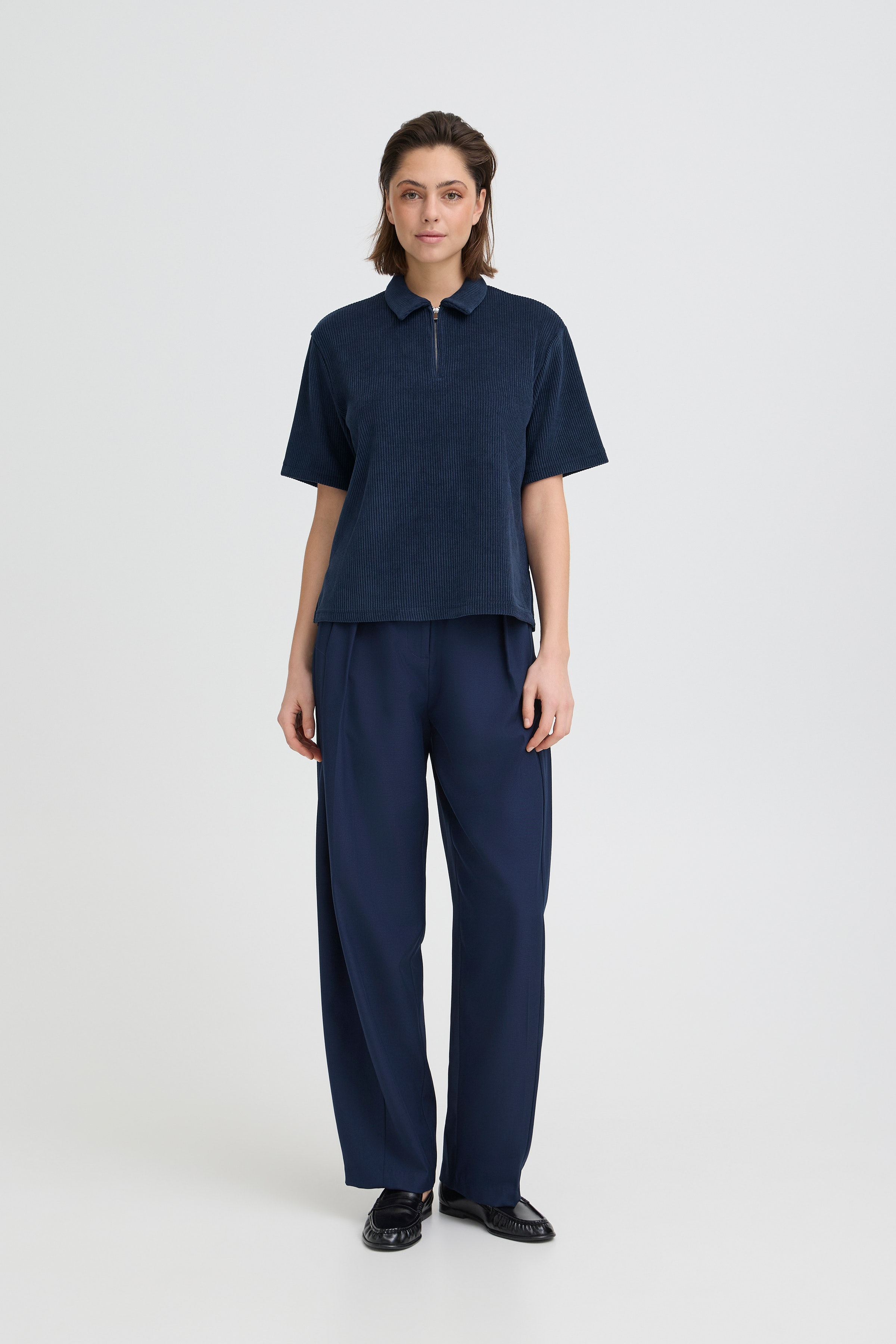 IHKATE Rock LOOKBOOK FRONT 20125239-194010