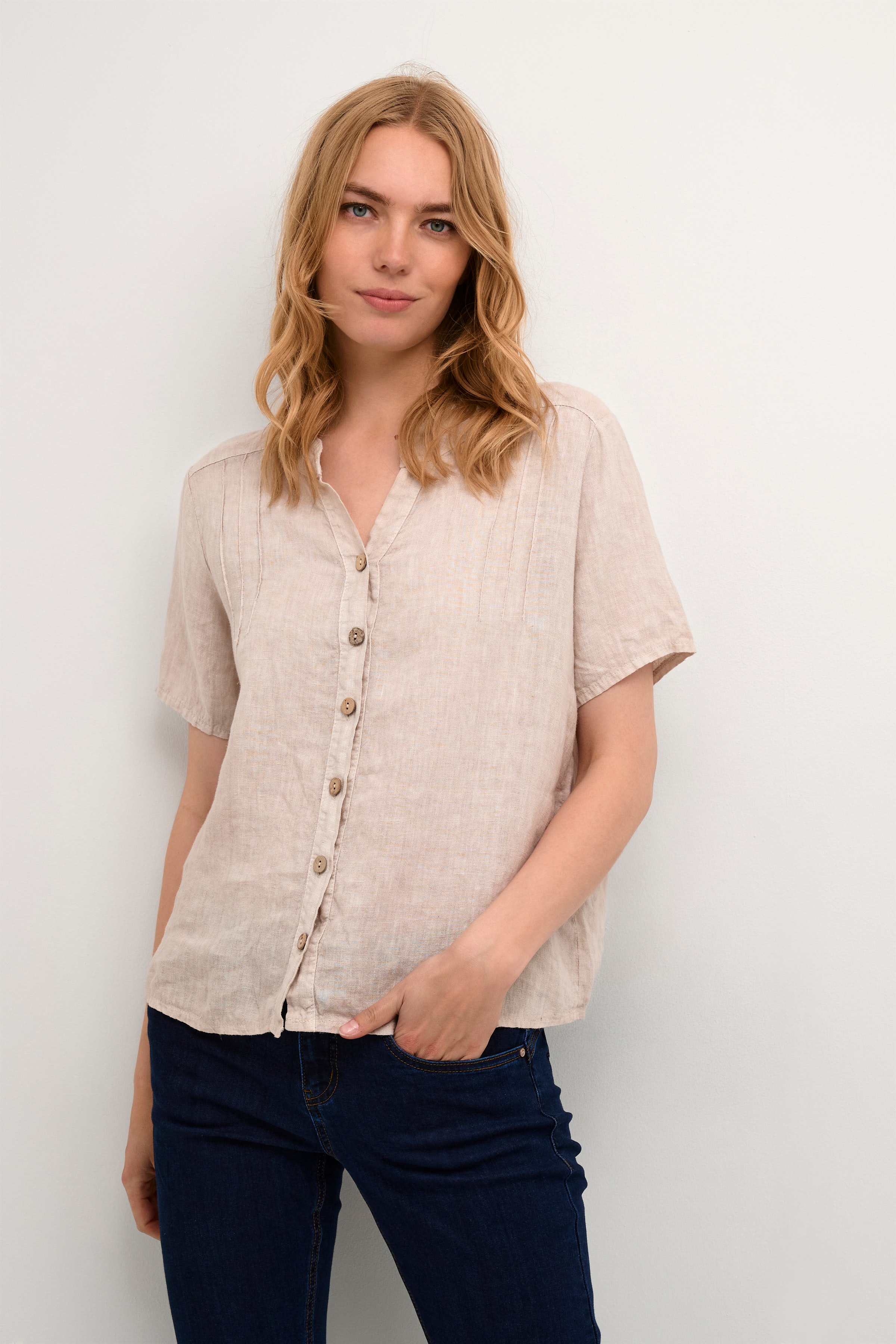 CRBellis Linen shirt LOOKBOOK FRONT 10611578-104537