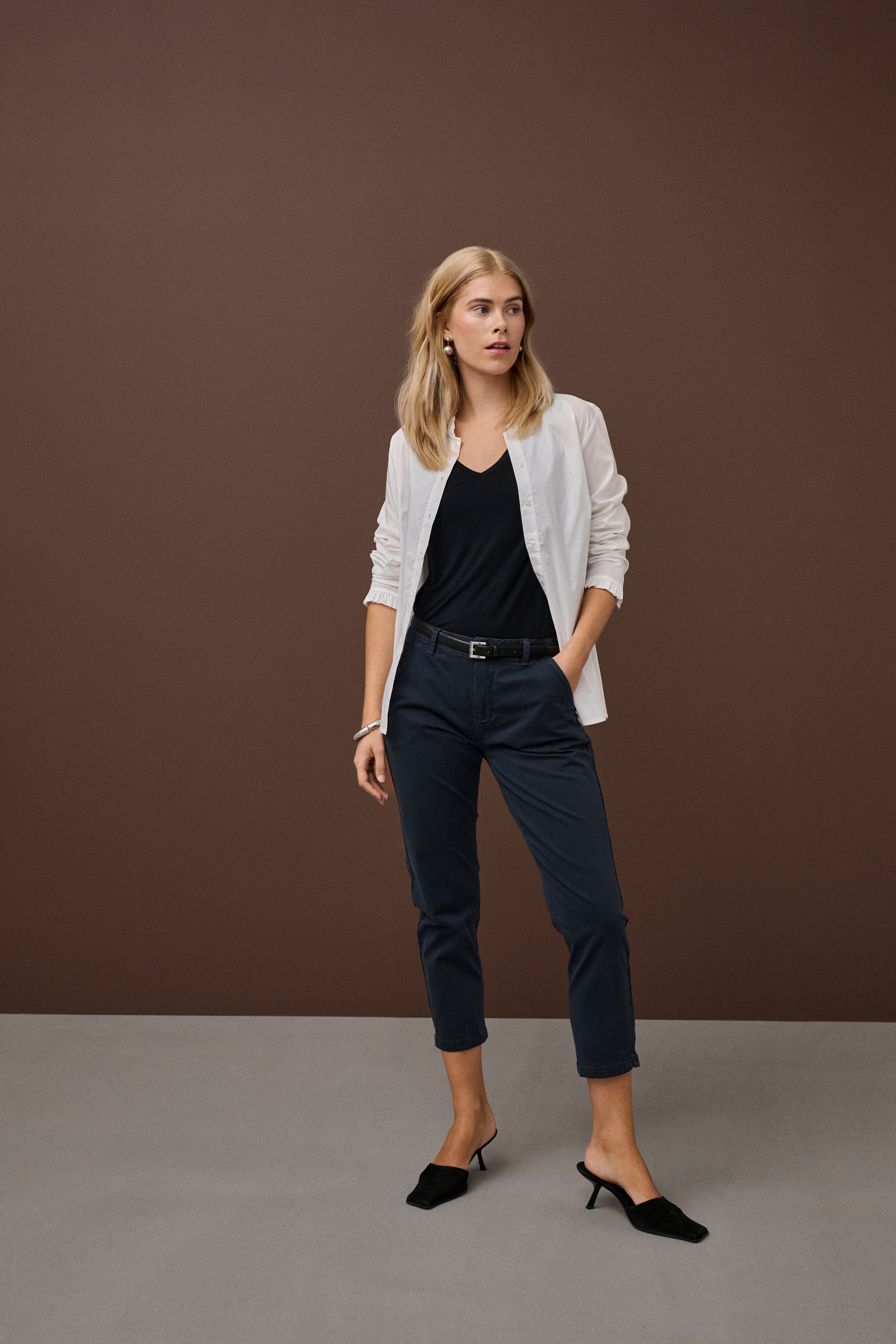 CUantoinett Shirt LOCATION NONE 50108185-500013