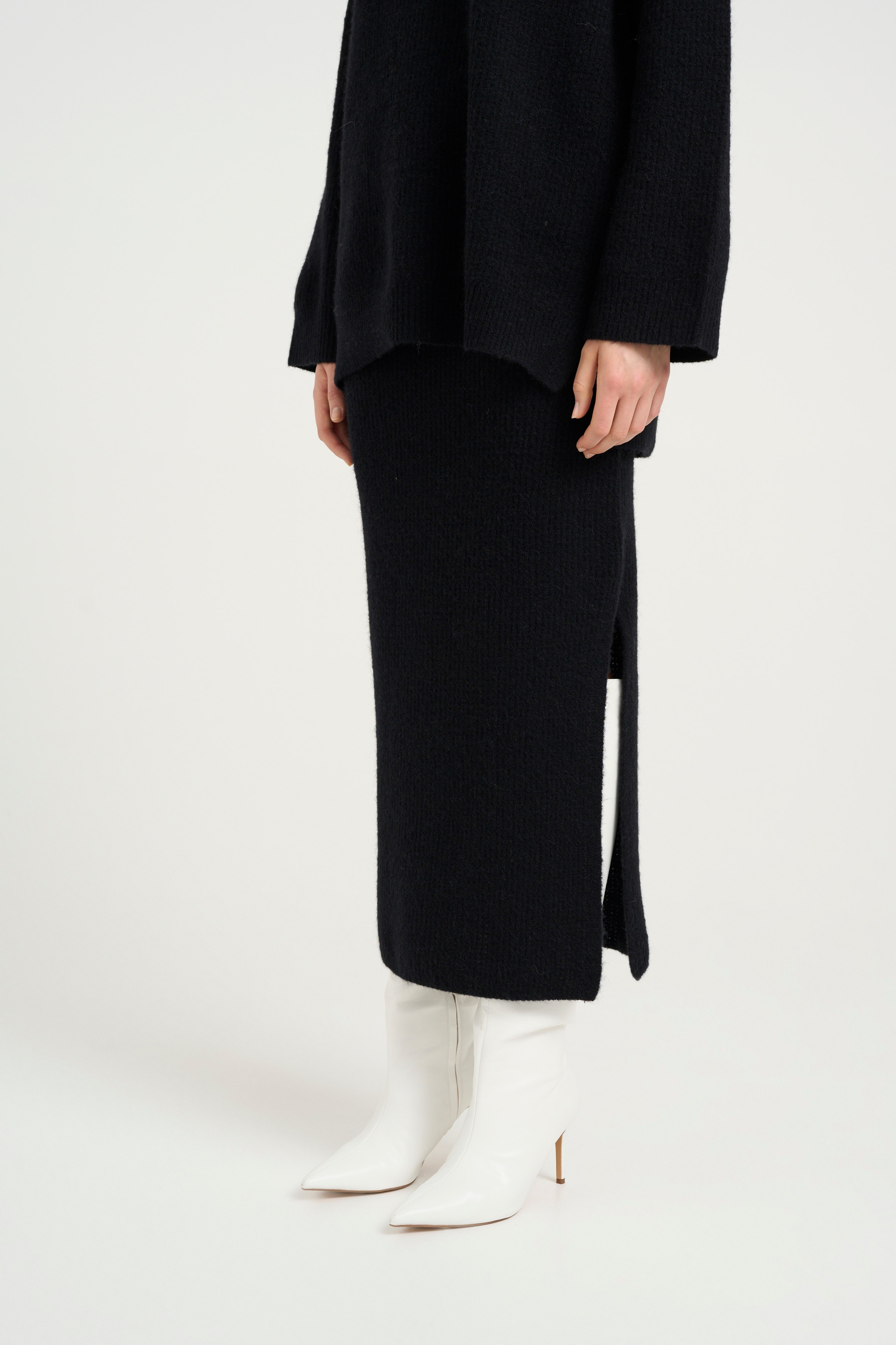 AlphaGZ Rok LOOKBOOK FRONT 10909672-100017