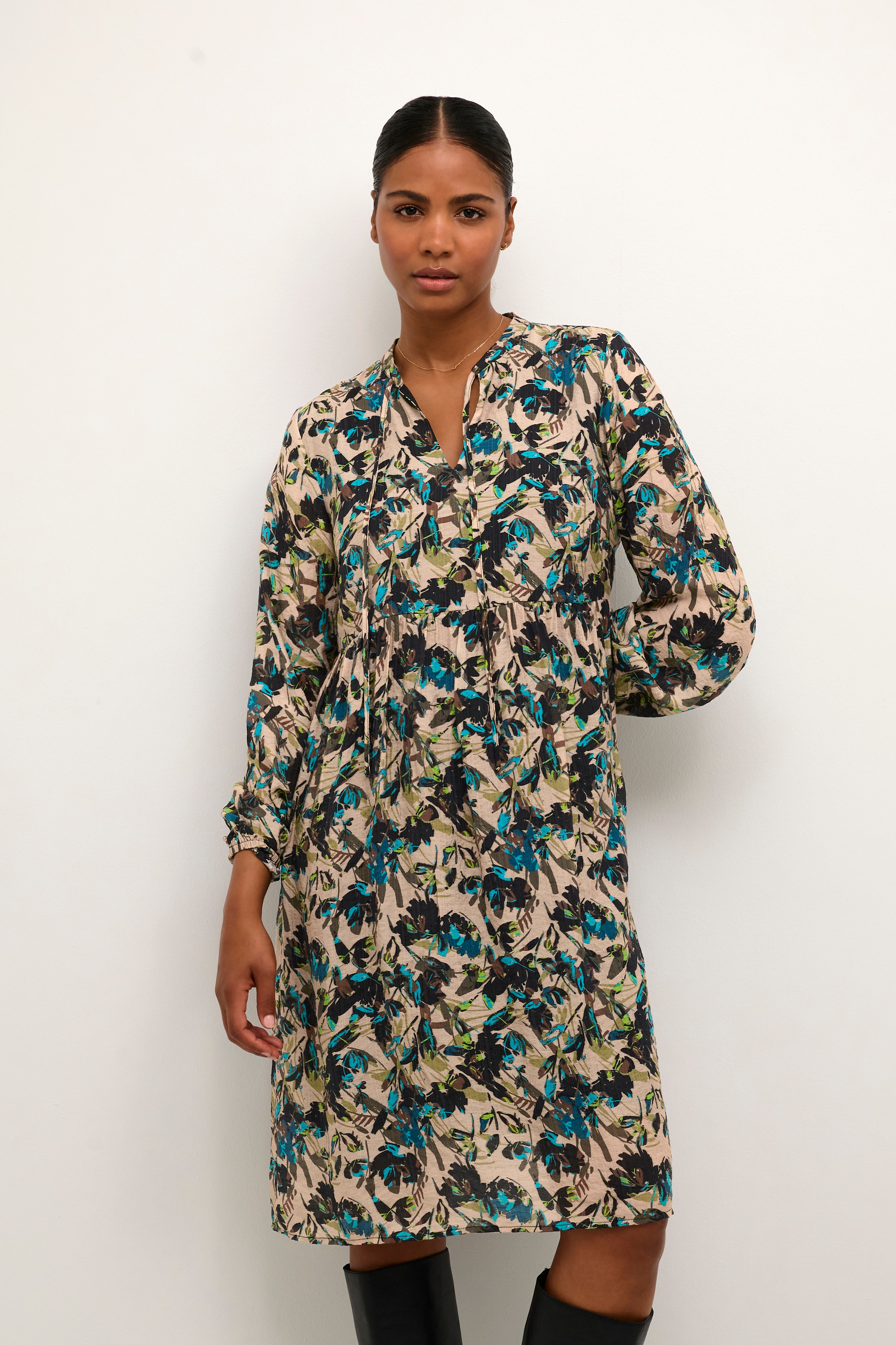 KAolga Kjole LOOKBOOK FRONT 10507641-104490