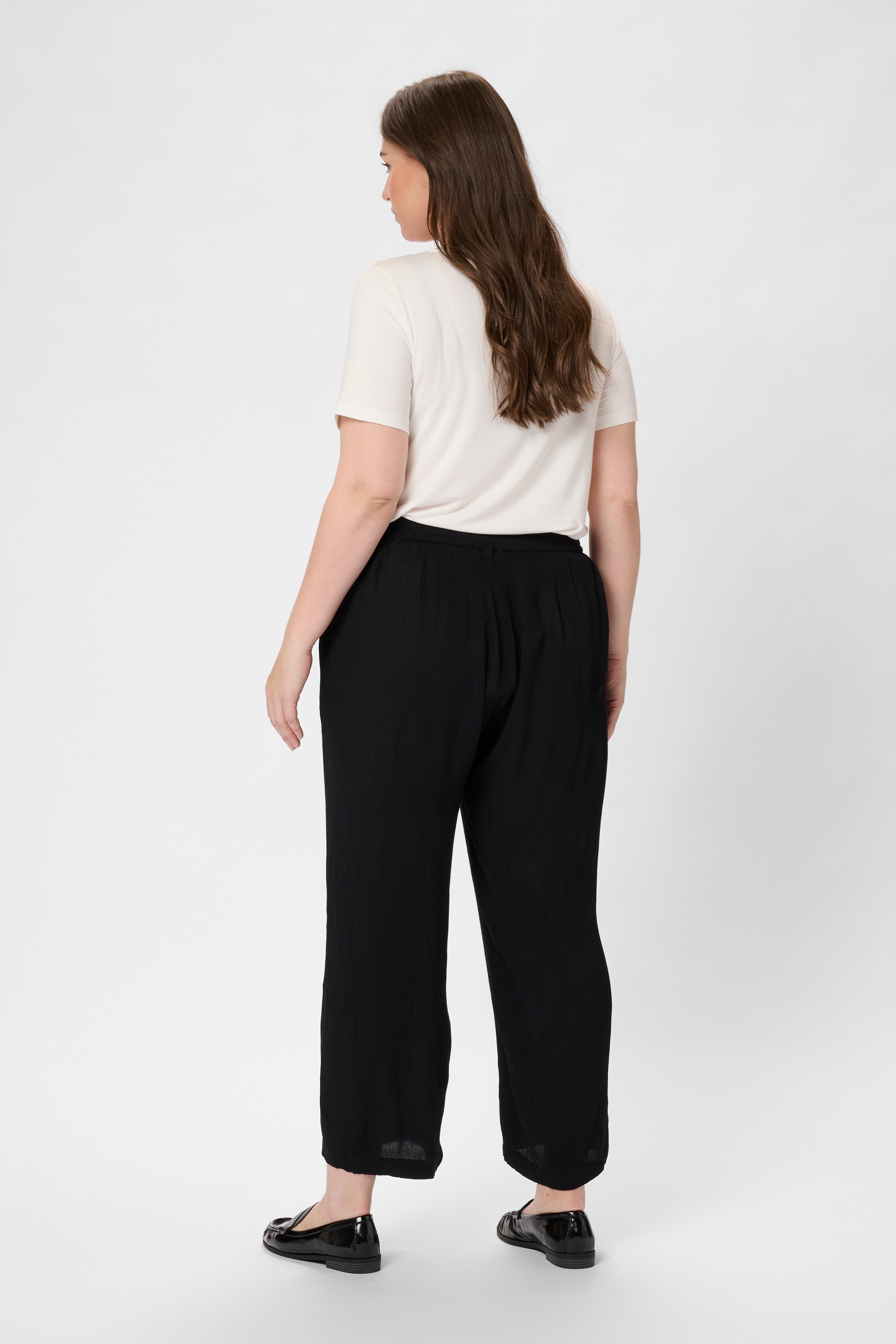 KCdacina Trousers LOOKBOOK BACK 10580846-100121