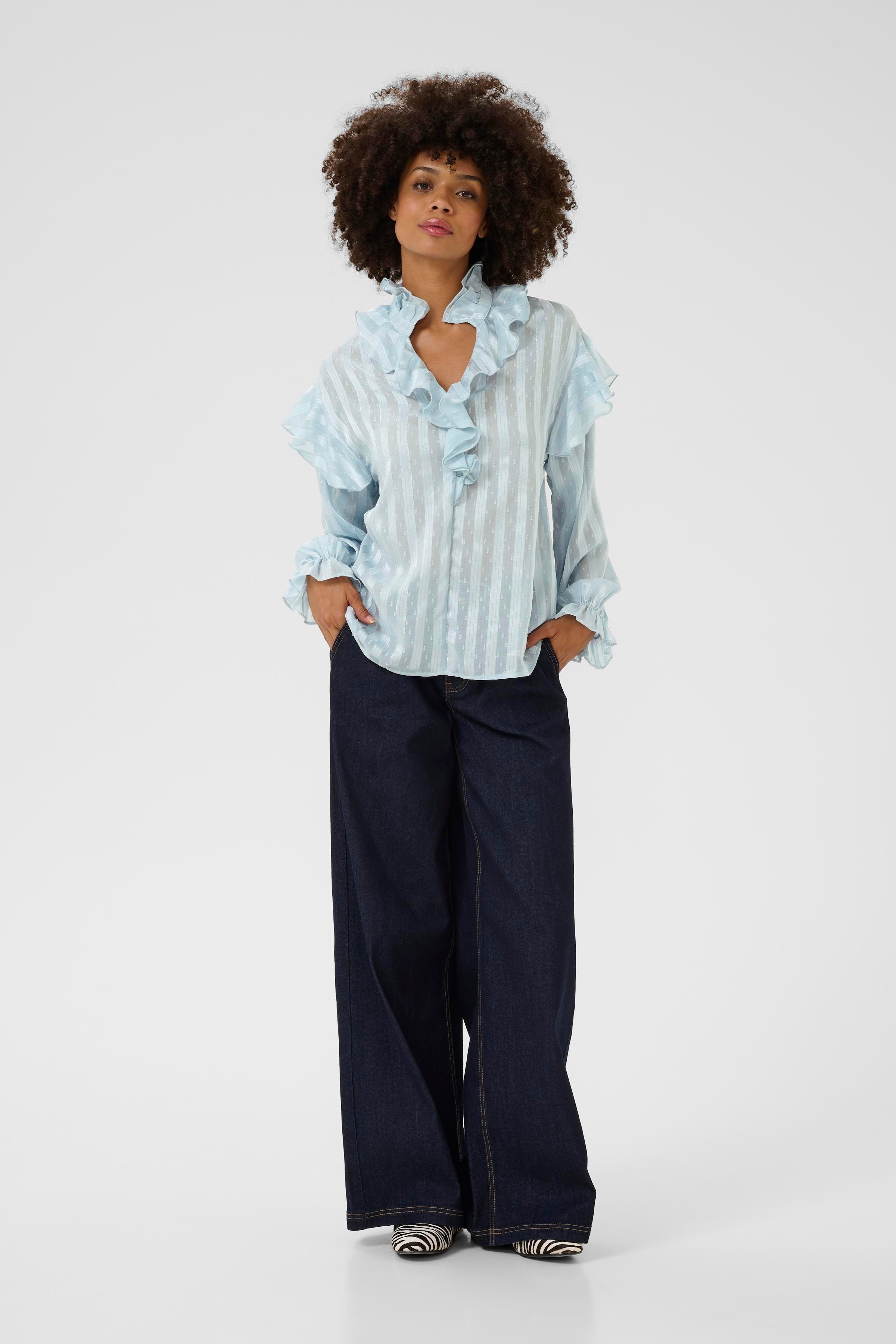 CUflowy Bluse LOOKBOOK FRONT 50112302-153919