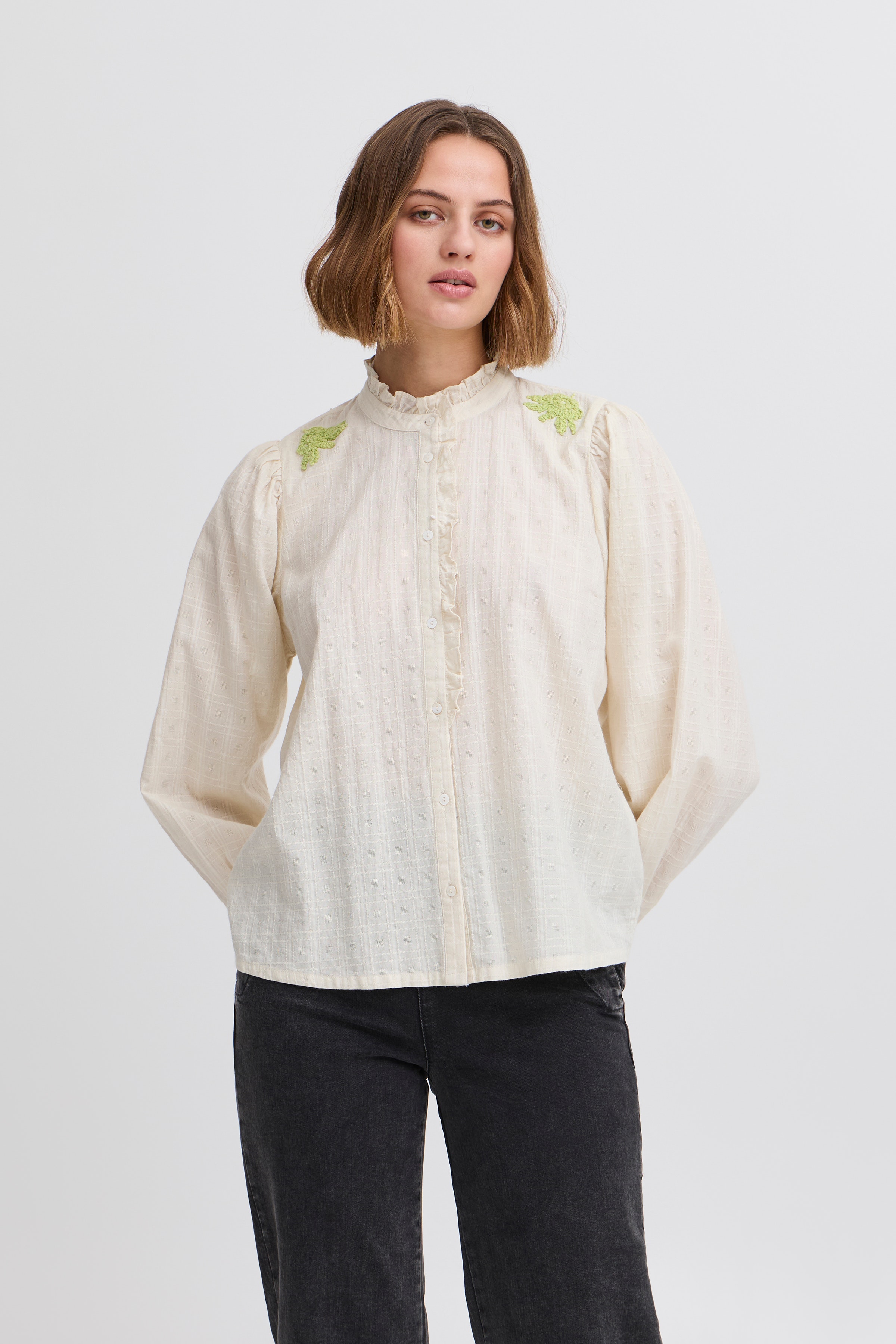 Long sleeved shirt LOOKBOOK FRONT 20122037-130905