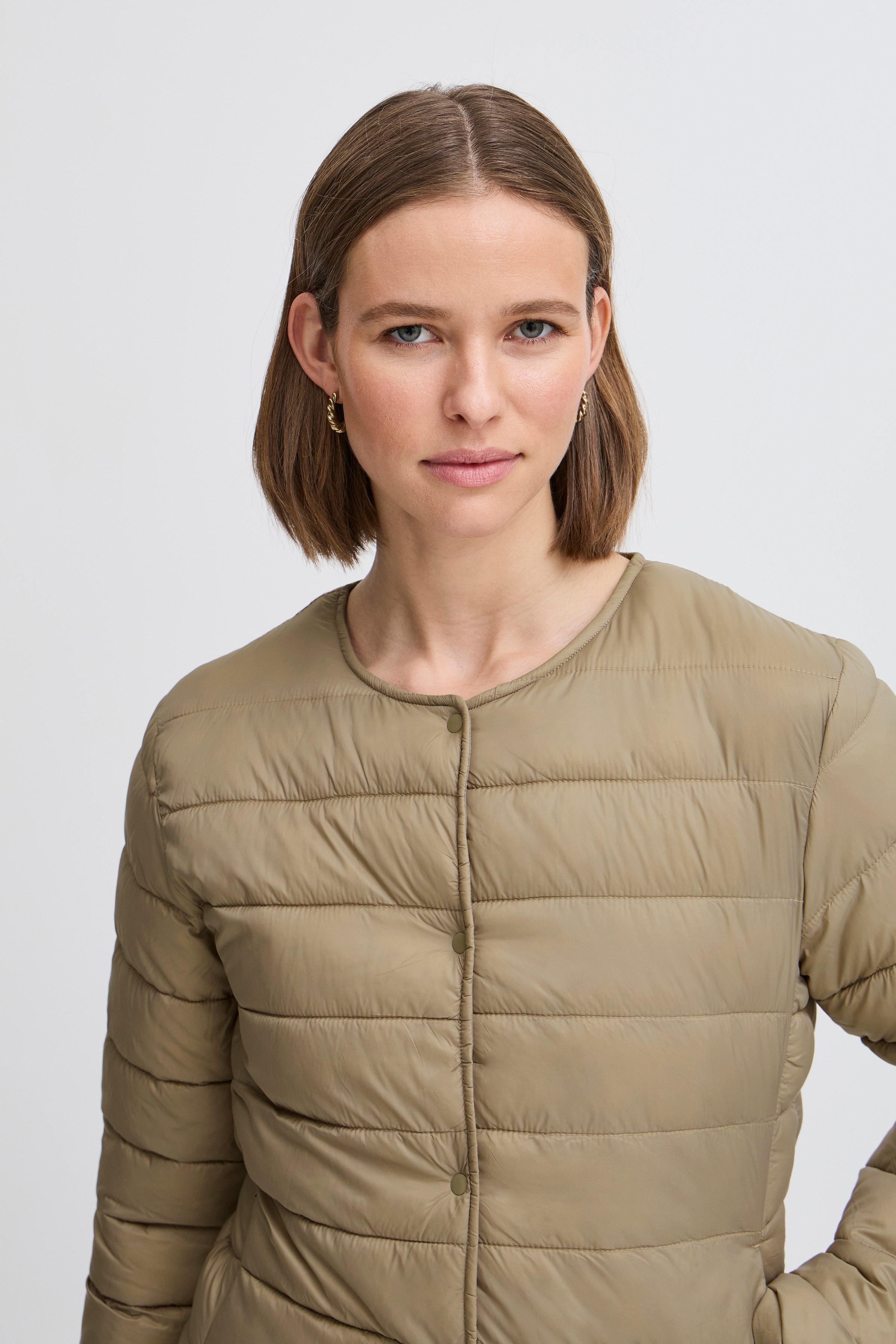 BYBERTA Oberbekleidung LOOKBOOK DETAIL 20816075-171105