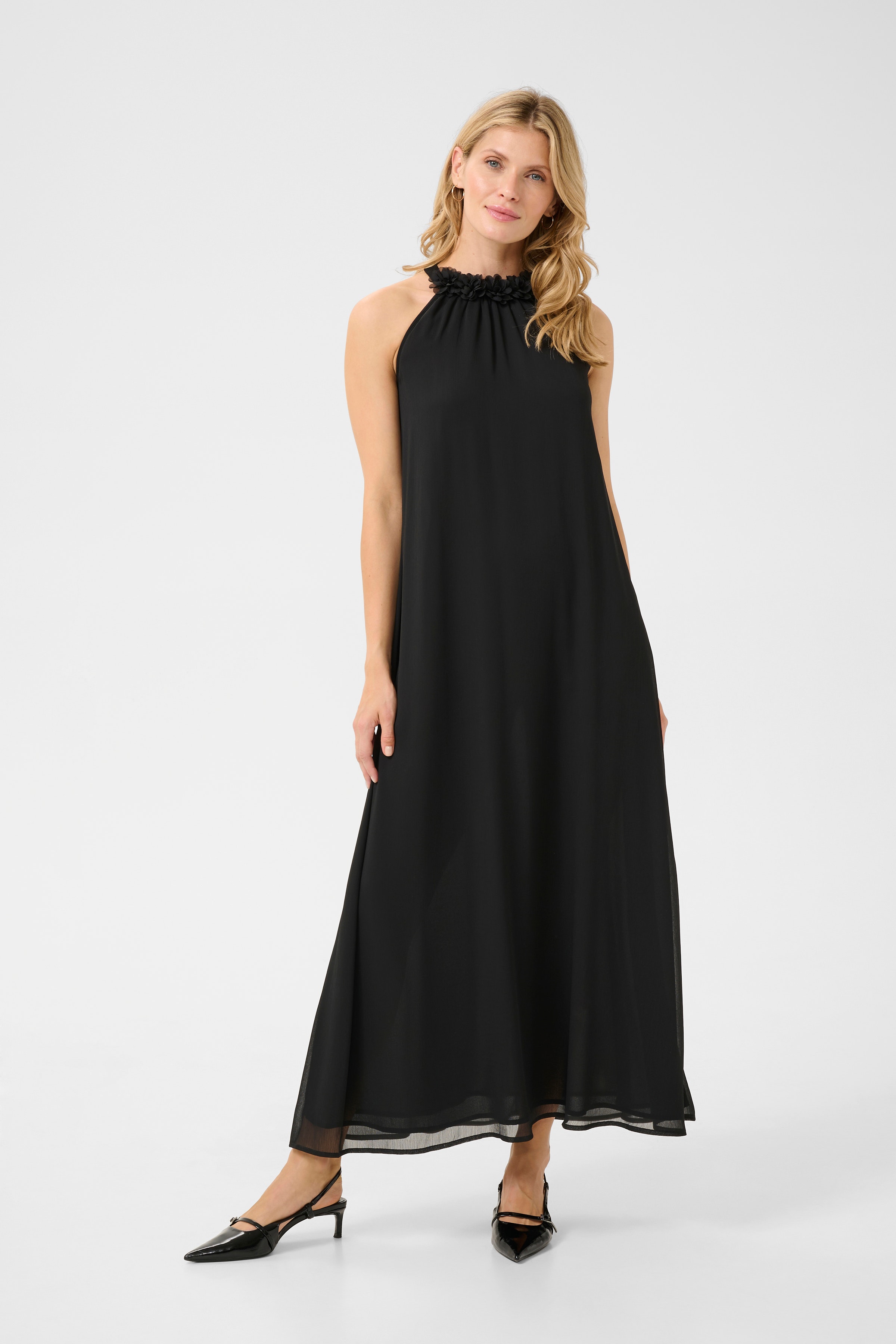 CREmery Jurk LOOKBOOK FRONT 10613678-100120