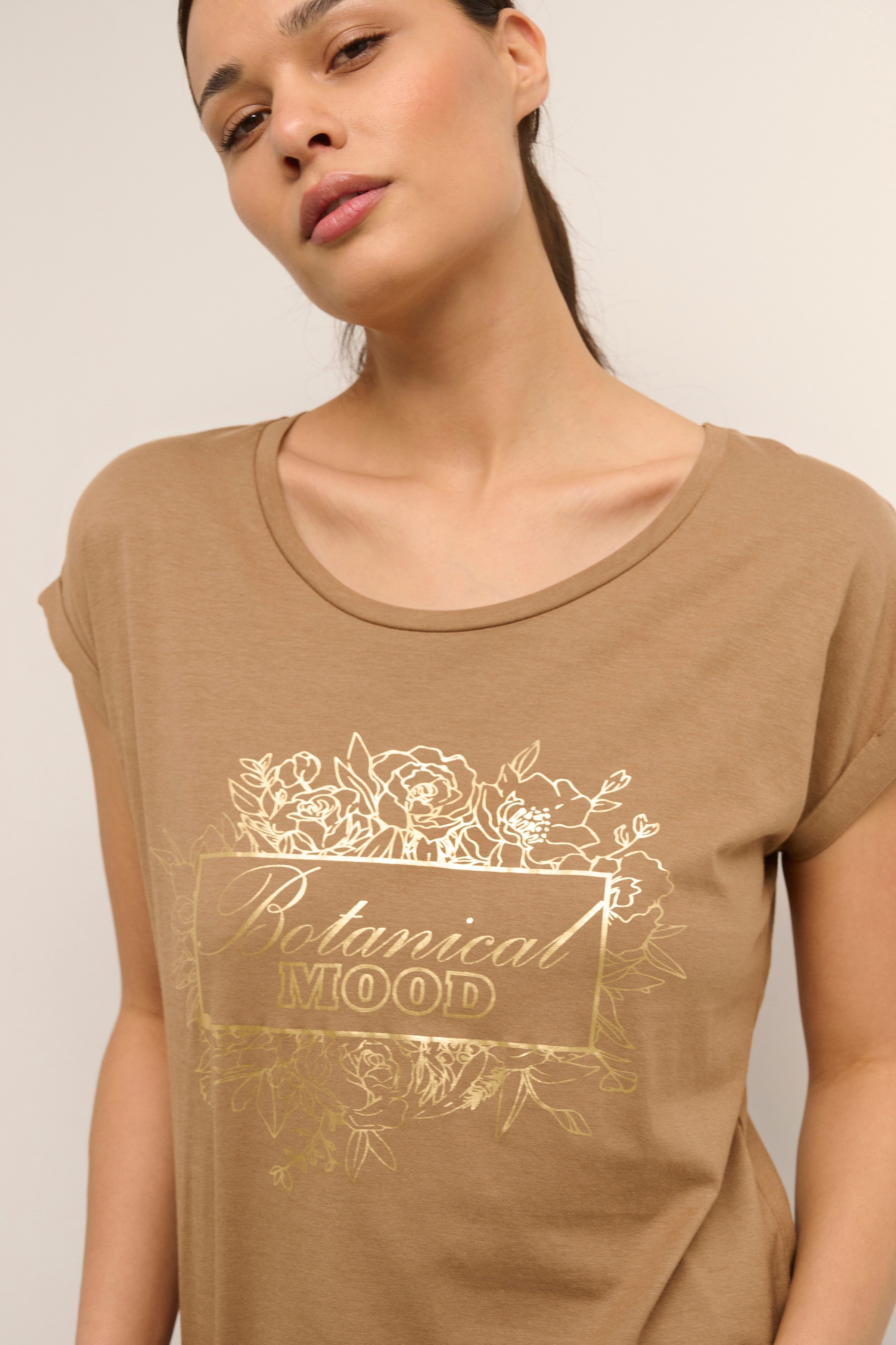 CRDittie T-shirt LOOKBOOK DETAIL 10610162-181020