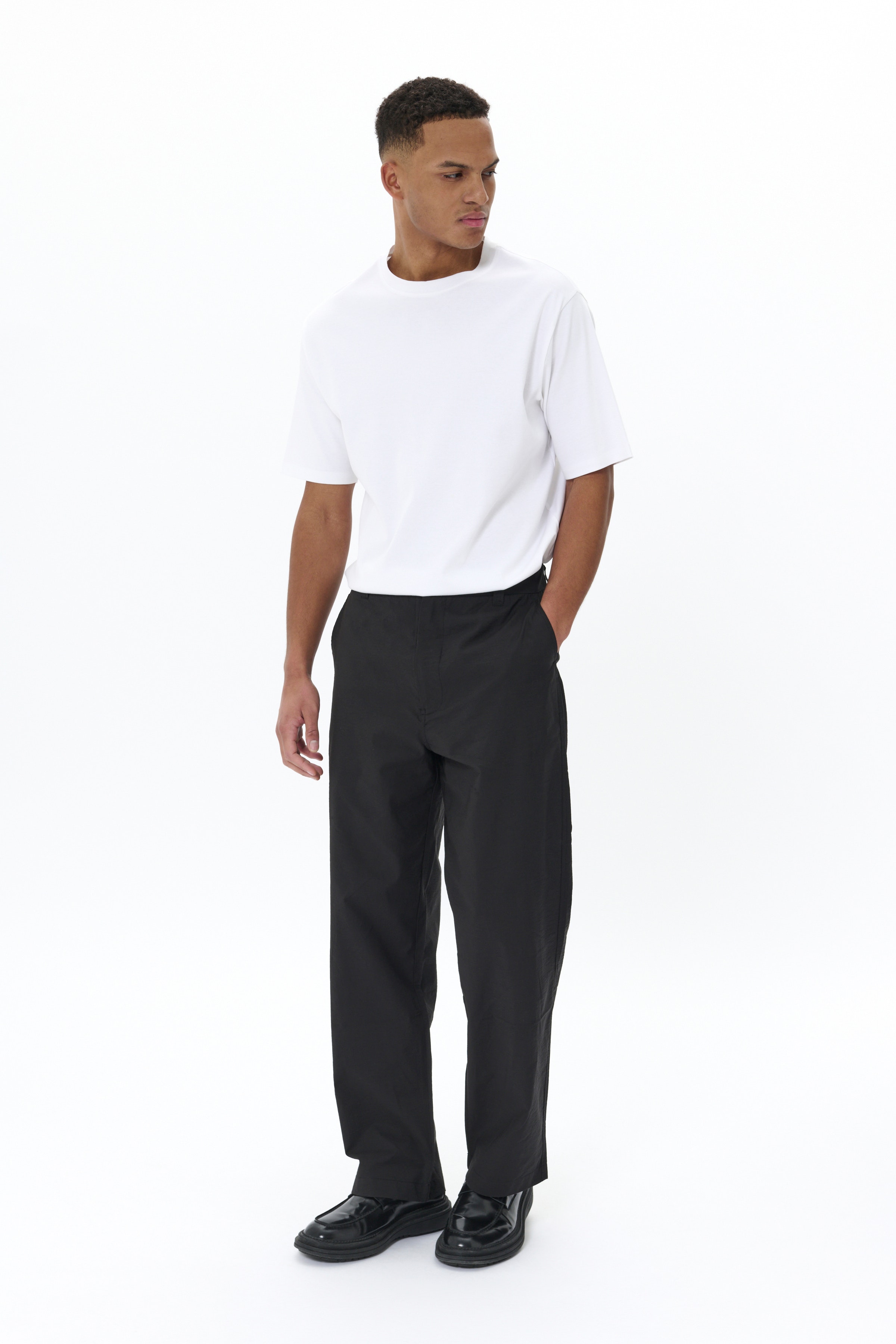 MAchino Trousers LOOKBOOK FRONT 30208128-300275