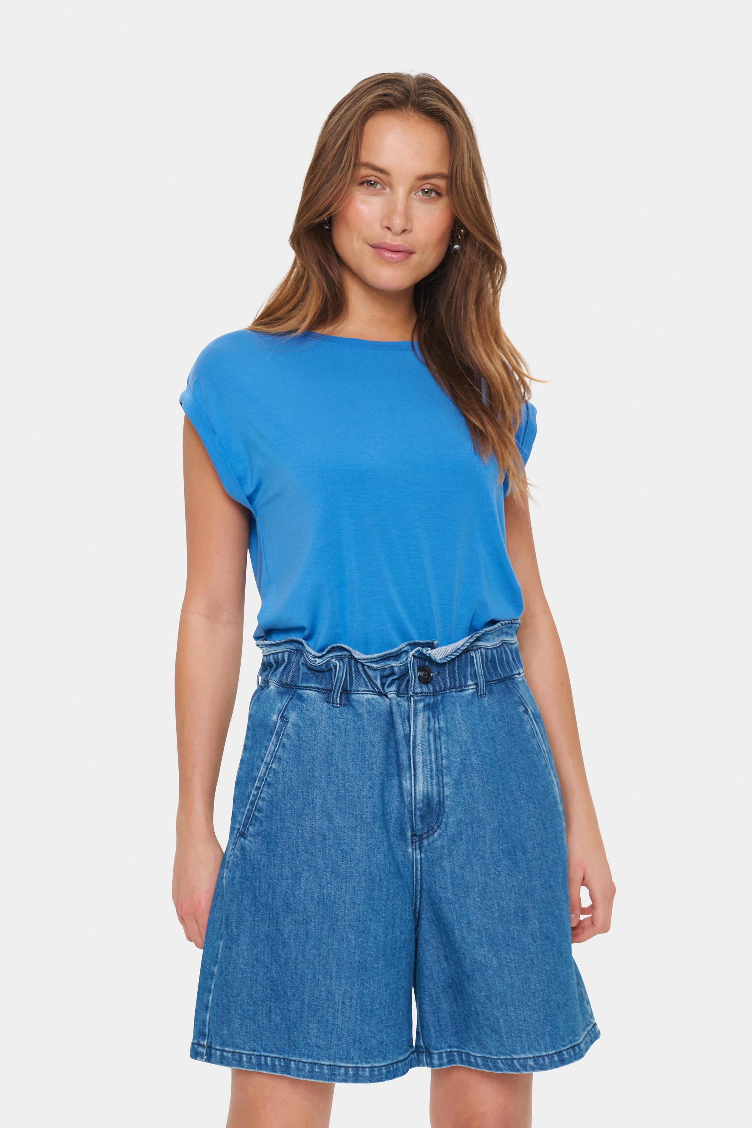 AdeliaSZ T-Shirt LOOKBOOK FRONT 30501441-184141