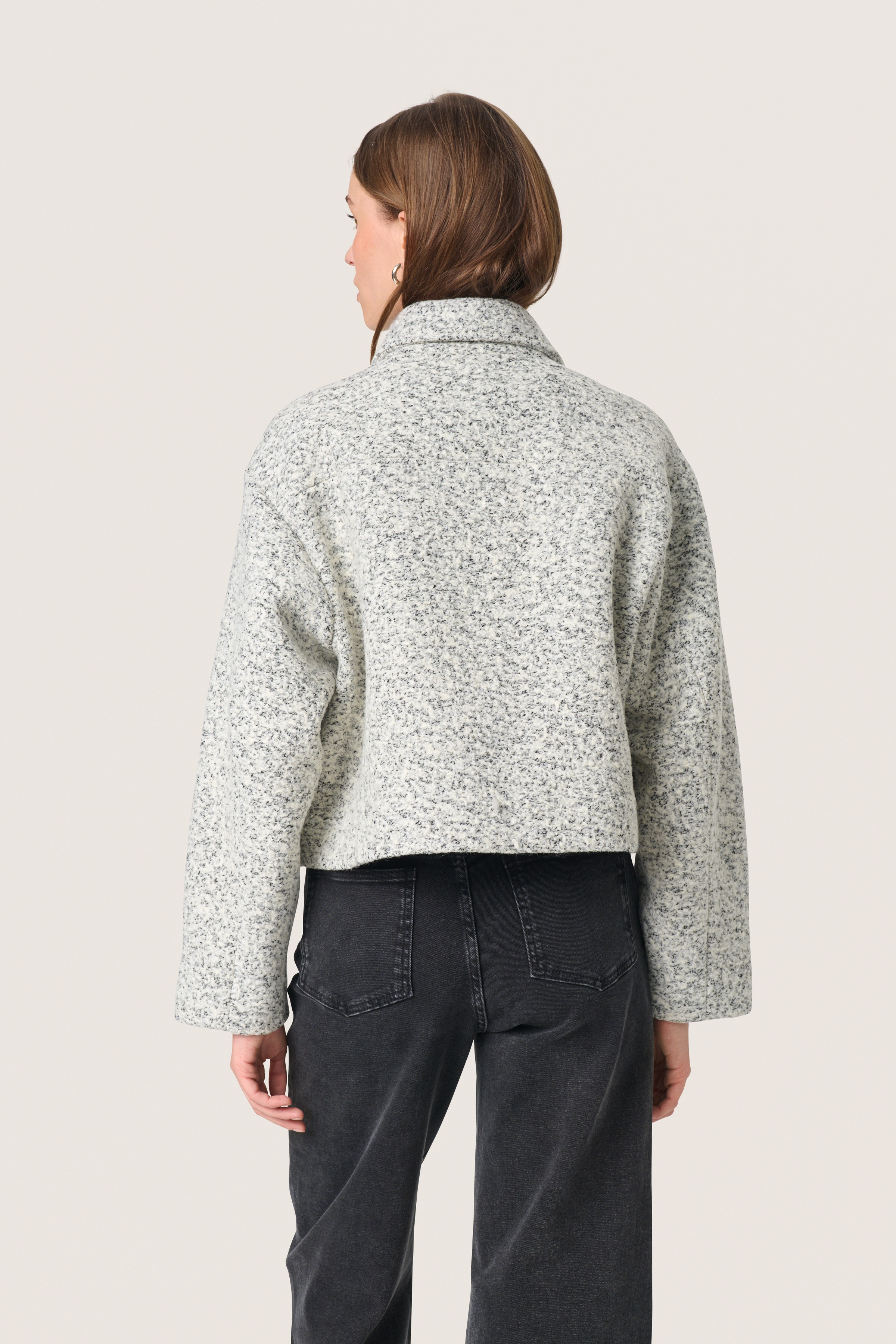 SLSibyll Outerwear LOOKBOOK BACK 30408256-303706