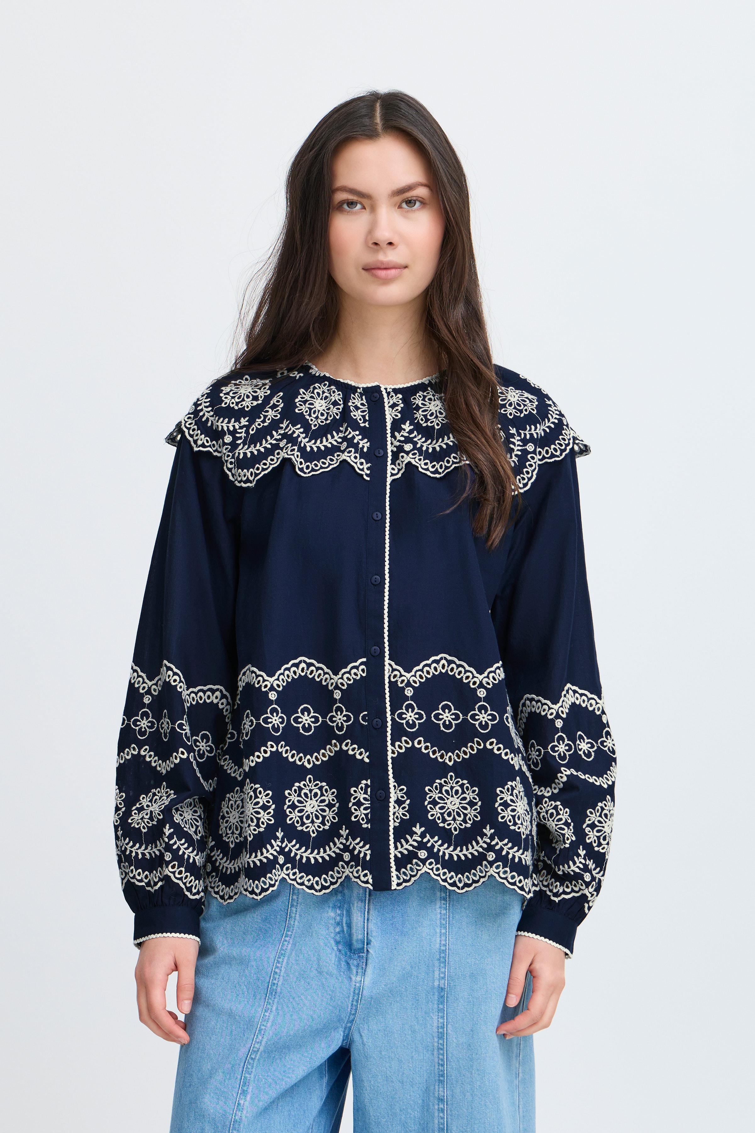 IRTANJA Skjorta LOOKBOOK FRONT 20124027-193831