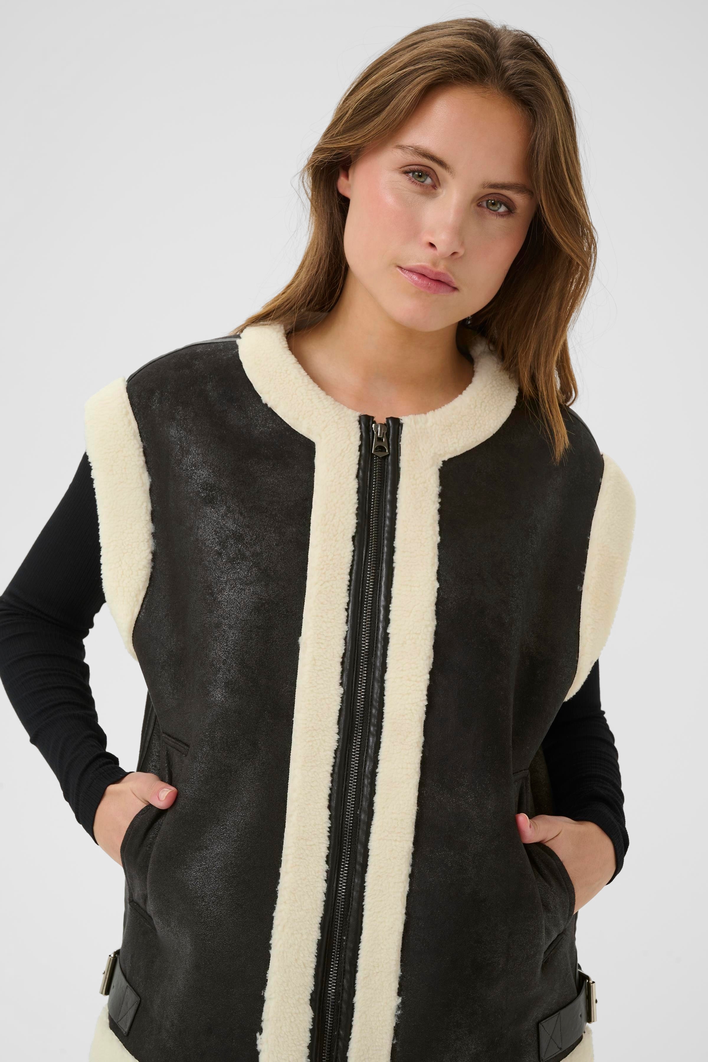 KApernille Varm vest LOOKBOOK DETAIL 10510199-100121