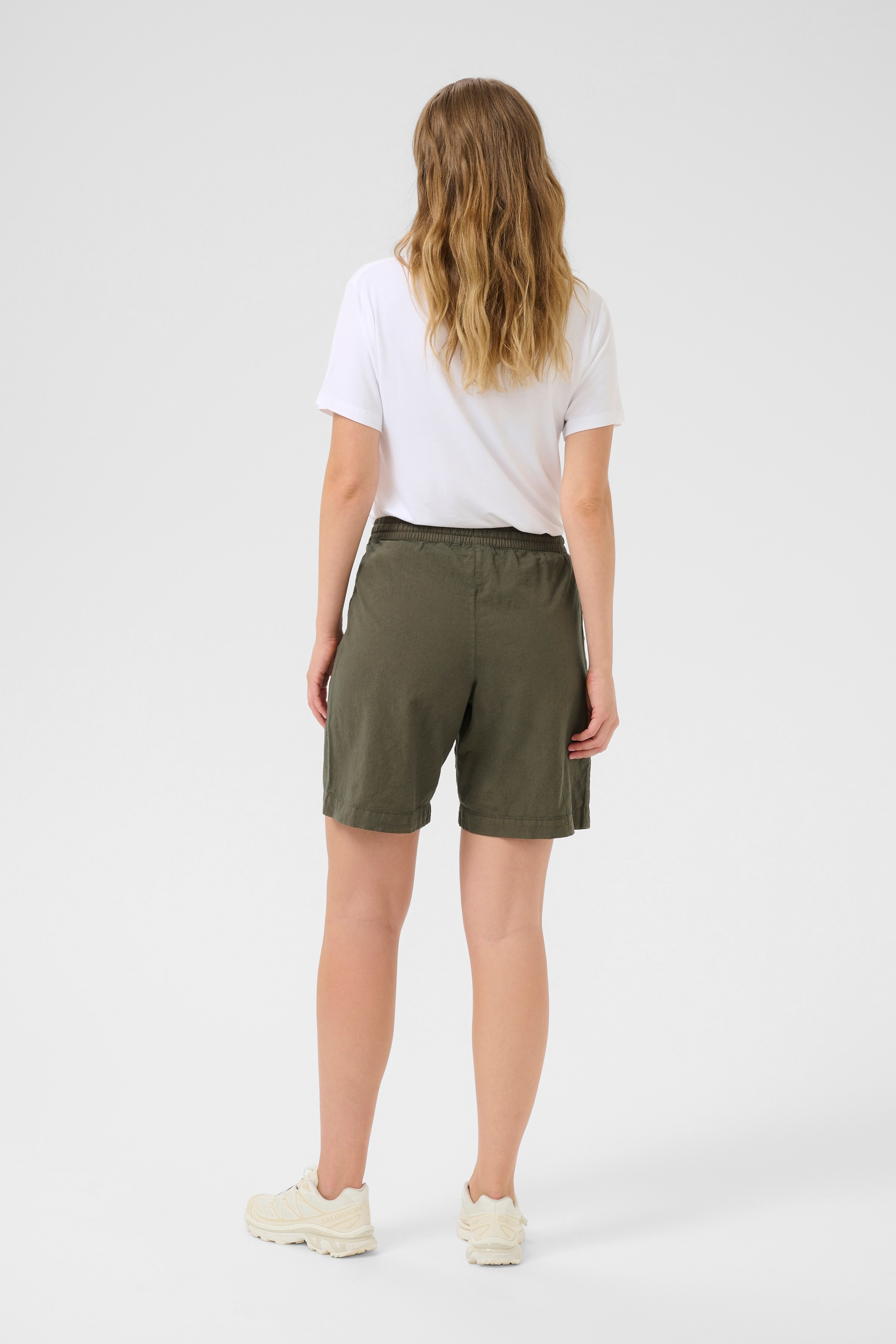 KAnaya Shorts LOOKBOOK BACK 10509502-190511