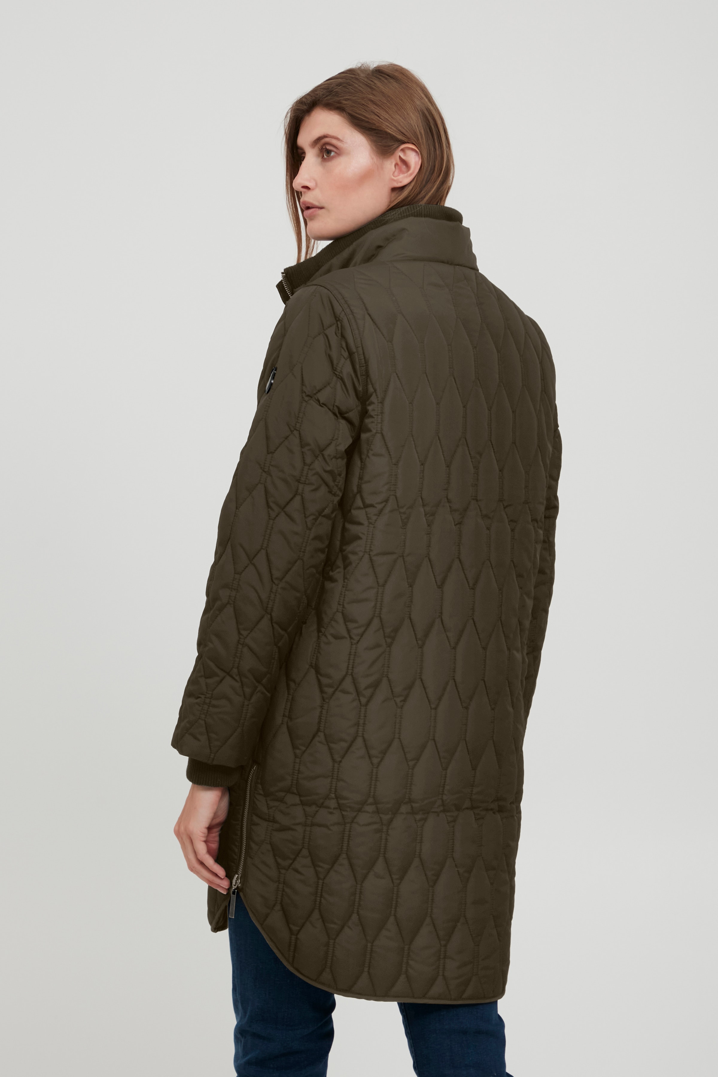 Outerwear LOOKBOOK FRONT 20609447-190506
