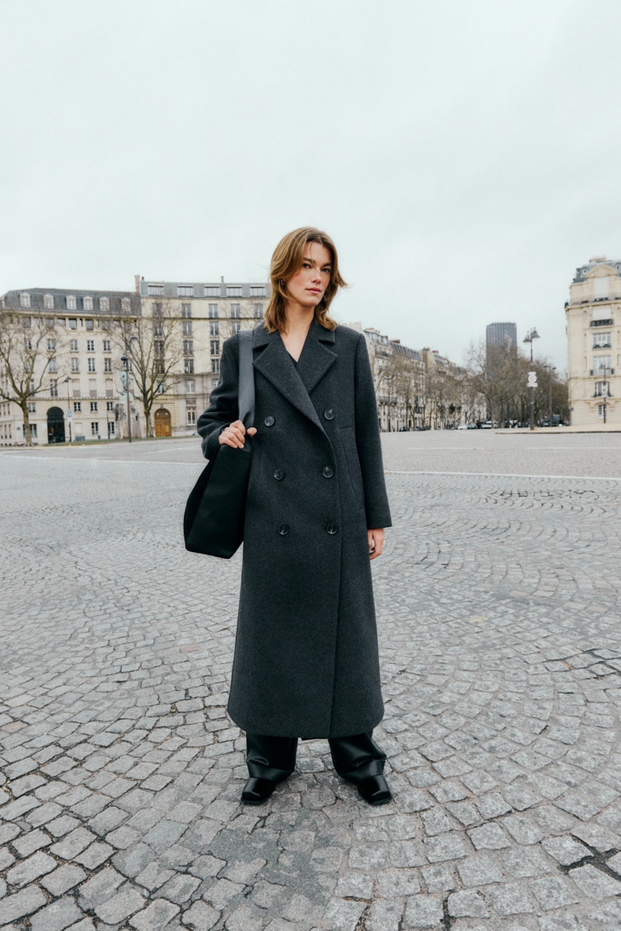 YunahIW Mantel LOCATION NONE 30110610-300596