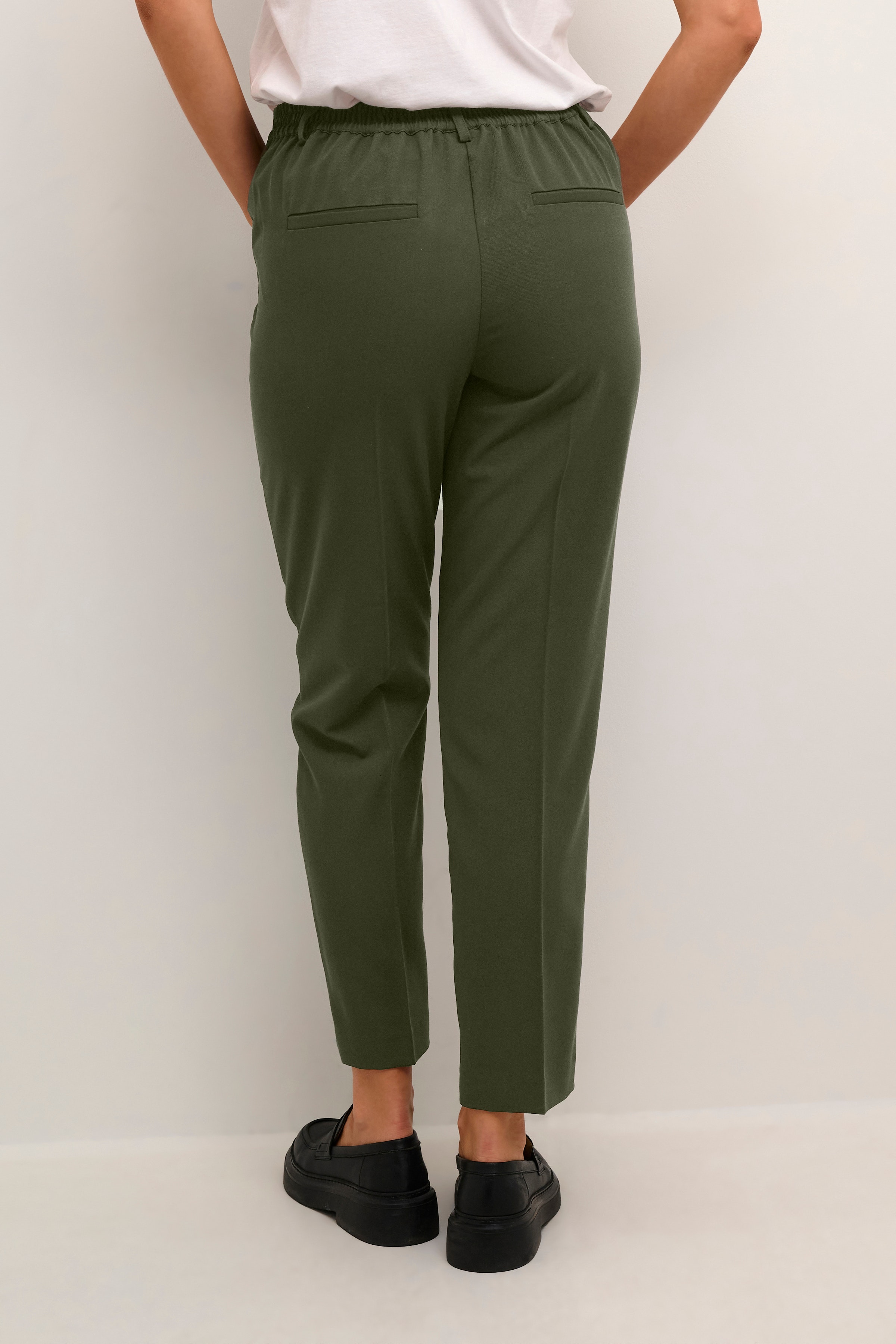 KAsakura Lange Hose LOOKBOOK BACK 10506858-190414