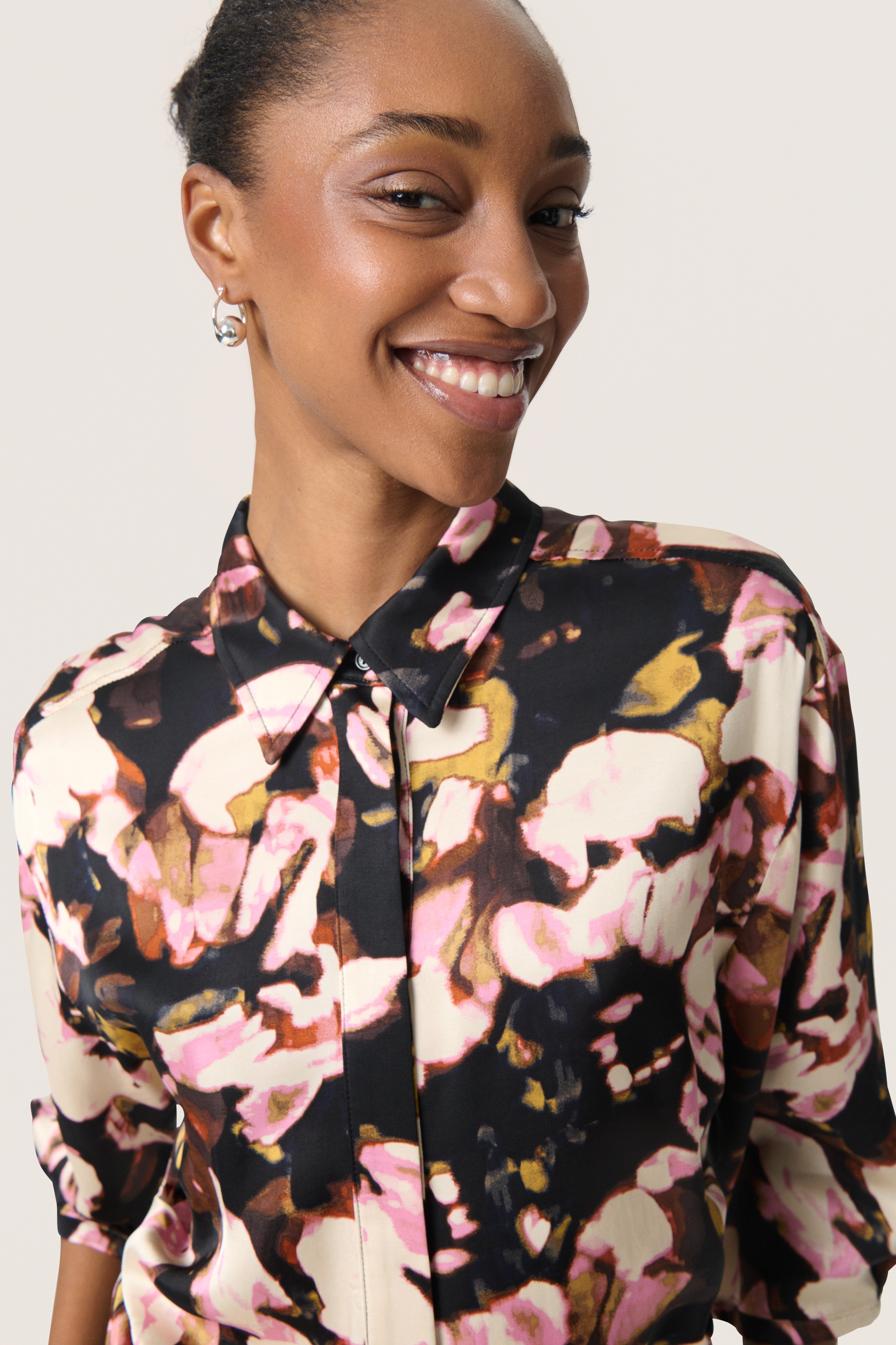 SLCinna Shirt LOOKBOOK DETAIL 30408801-304164