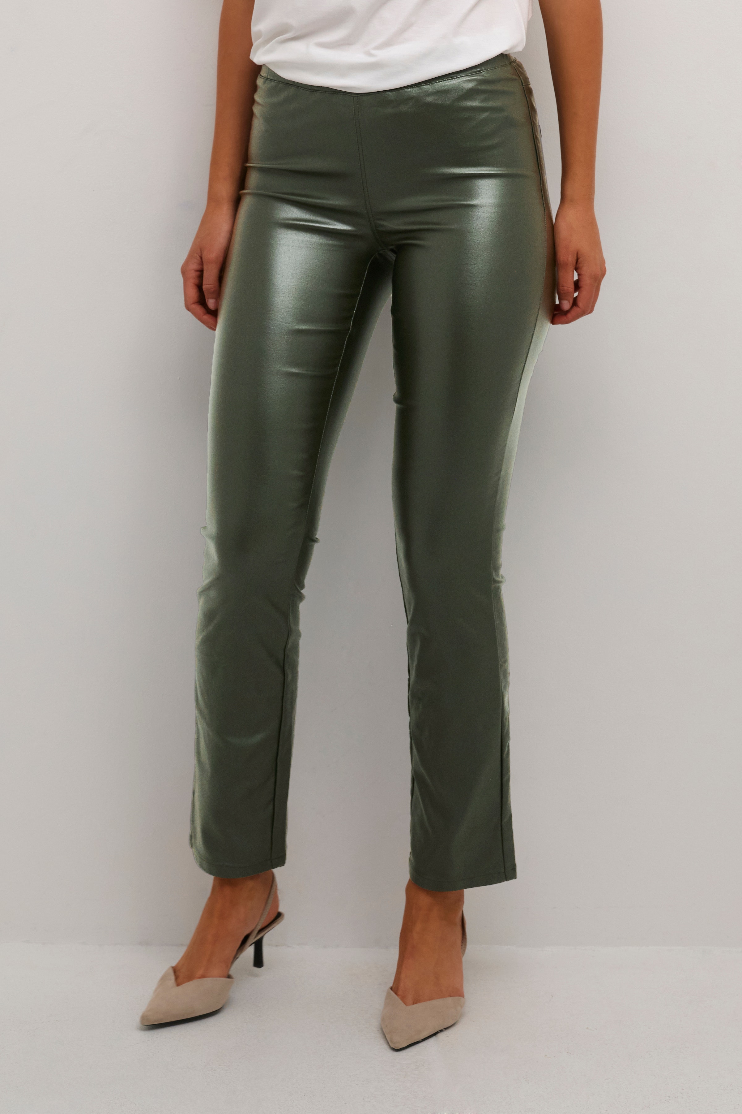 KAada Bukser LOOKBOOK FRONT 10552176-190414