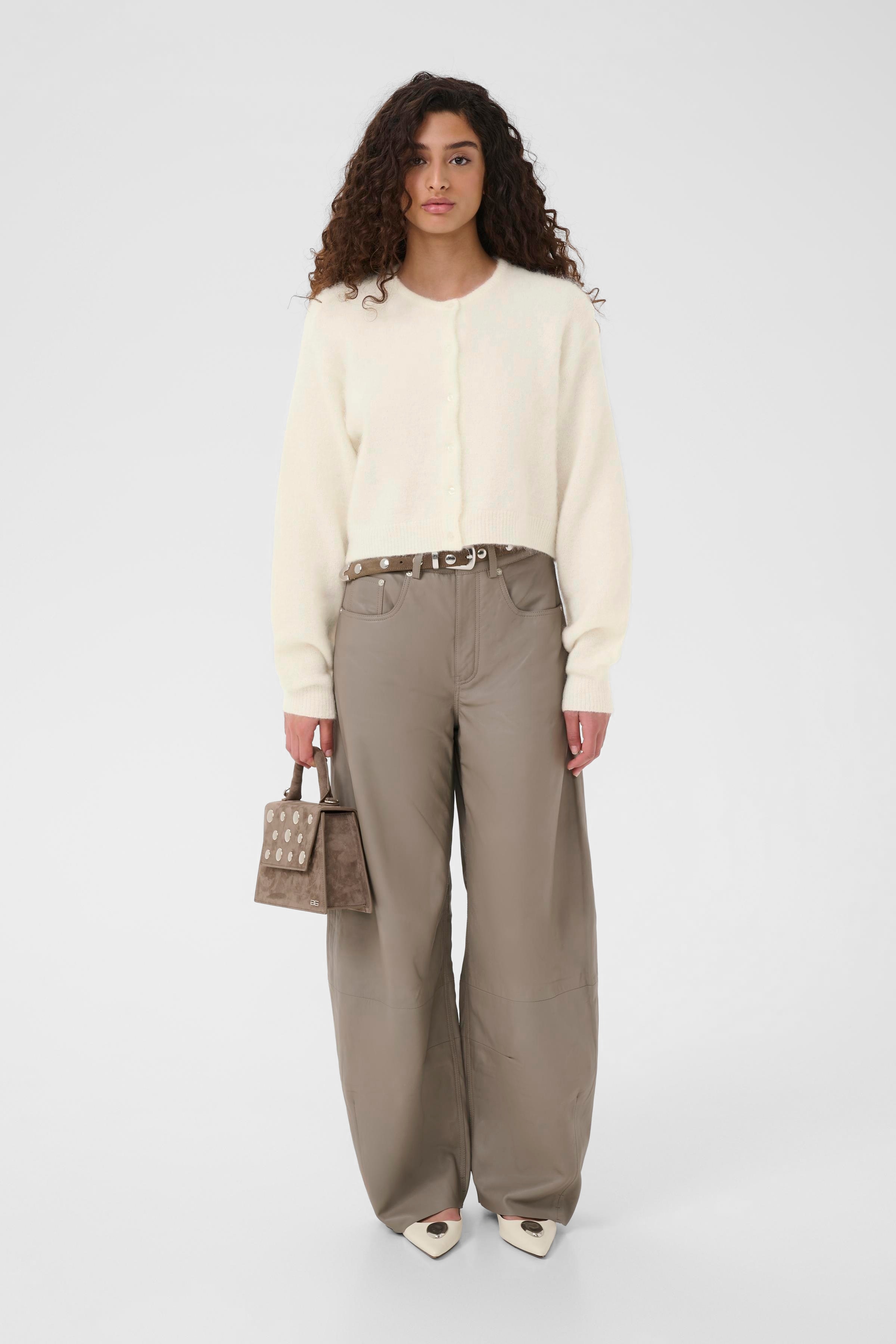 GZdebbie Cardigan LOOKBOOK FRONT 10910935-102336