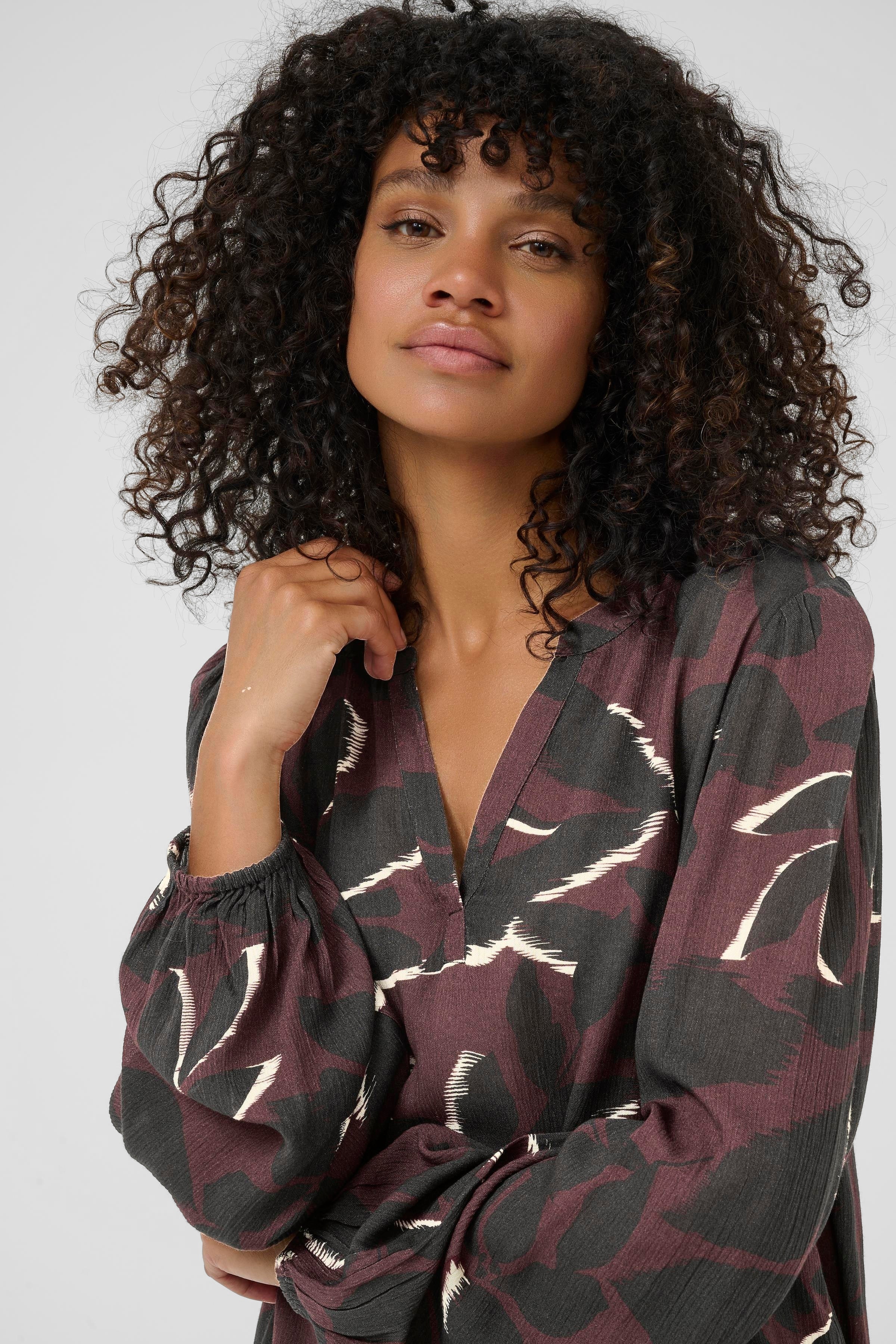 KAbeate Bluse LOOKBOOK DETAIL 10510756-108224