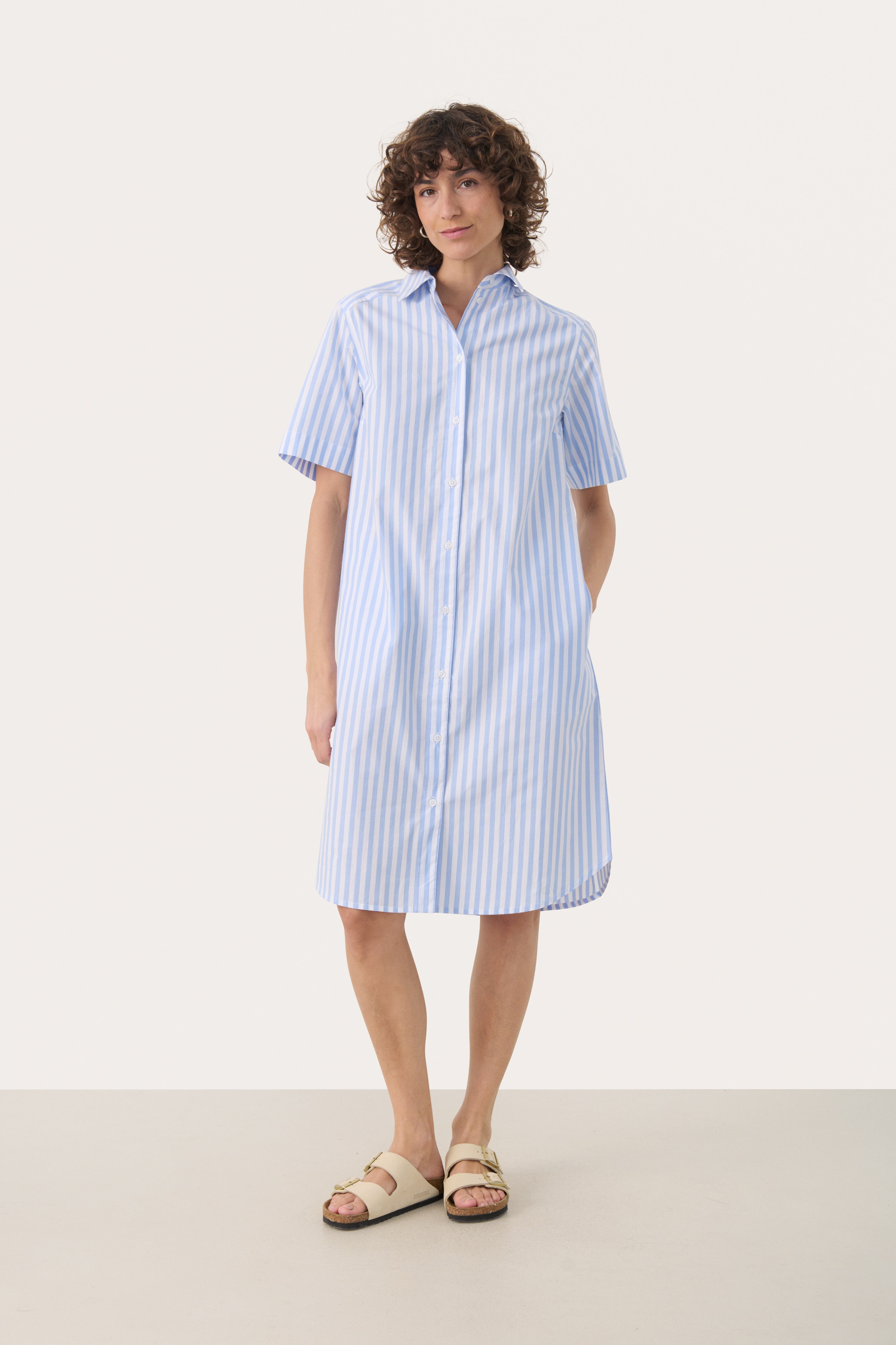 HarperPW Kjole LOOKBOOK FRONT 30309921-304073