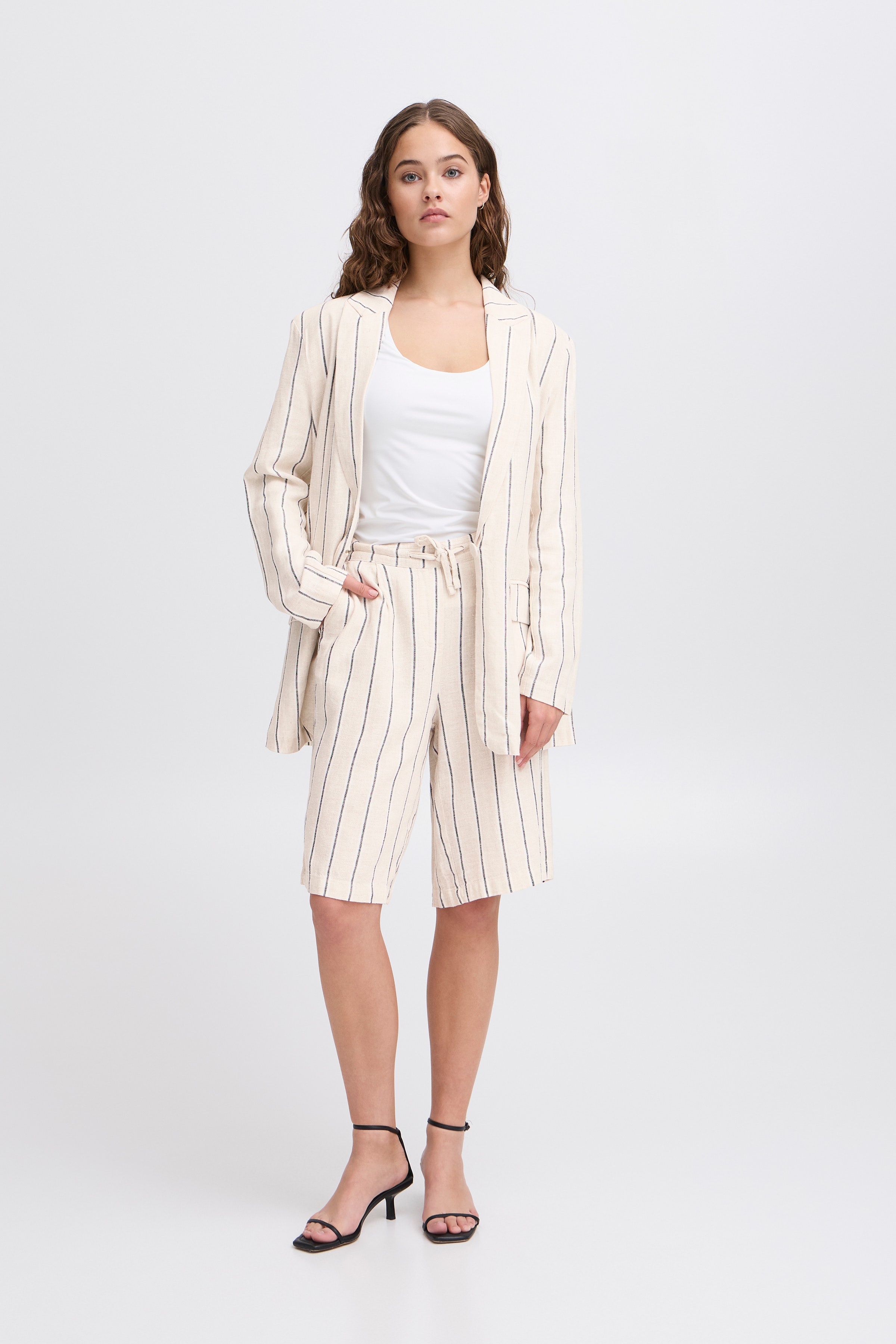 IHLINNO Shorts casual LOOKBOOK FRONT 20122918-204436