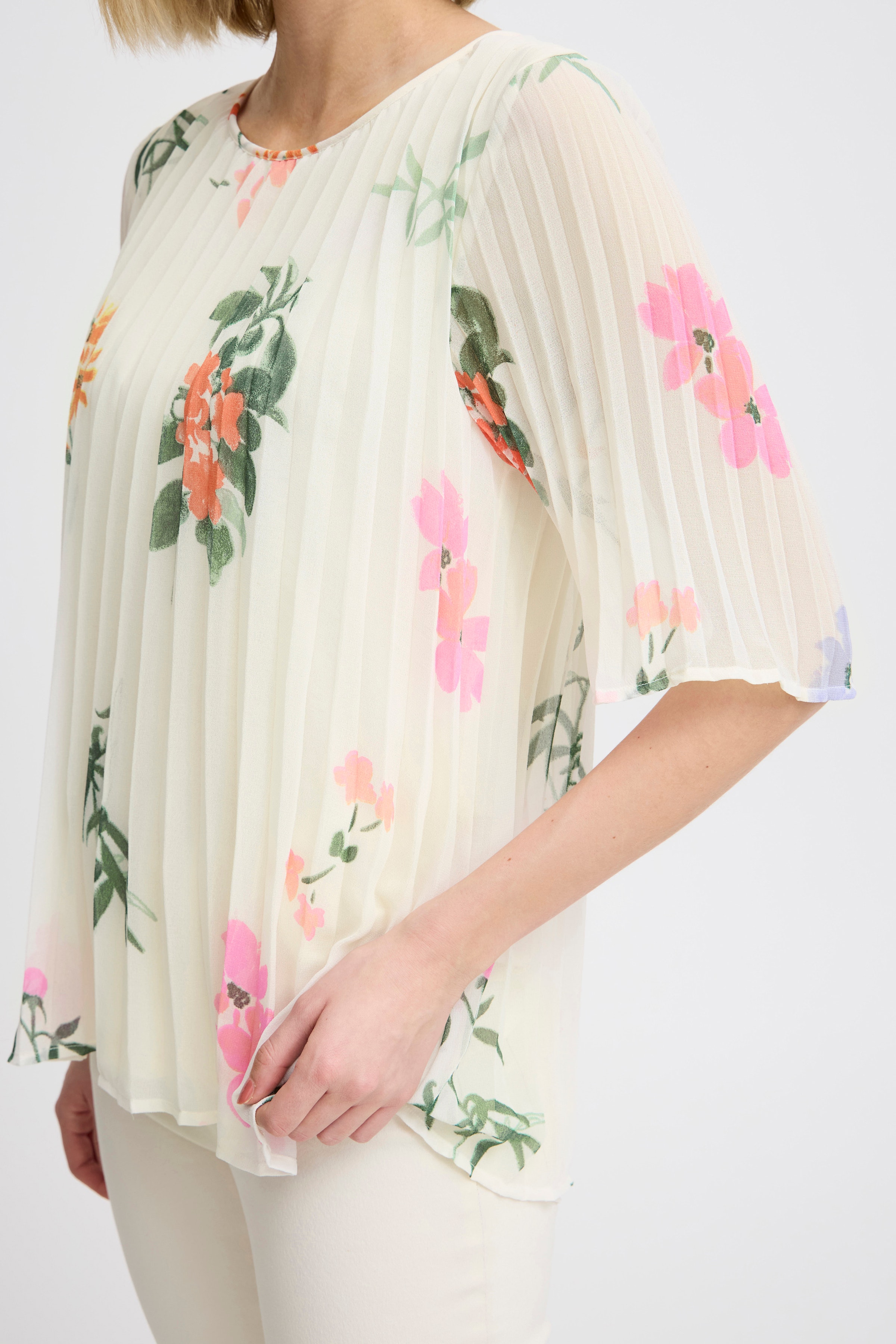 FRKARINA Bluse LOOKBOOK DETAIL 20613820-203070