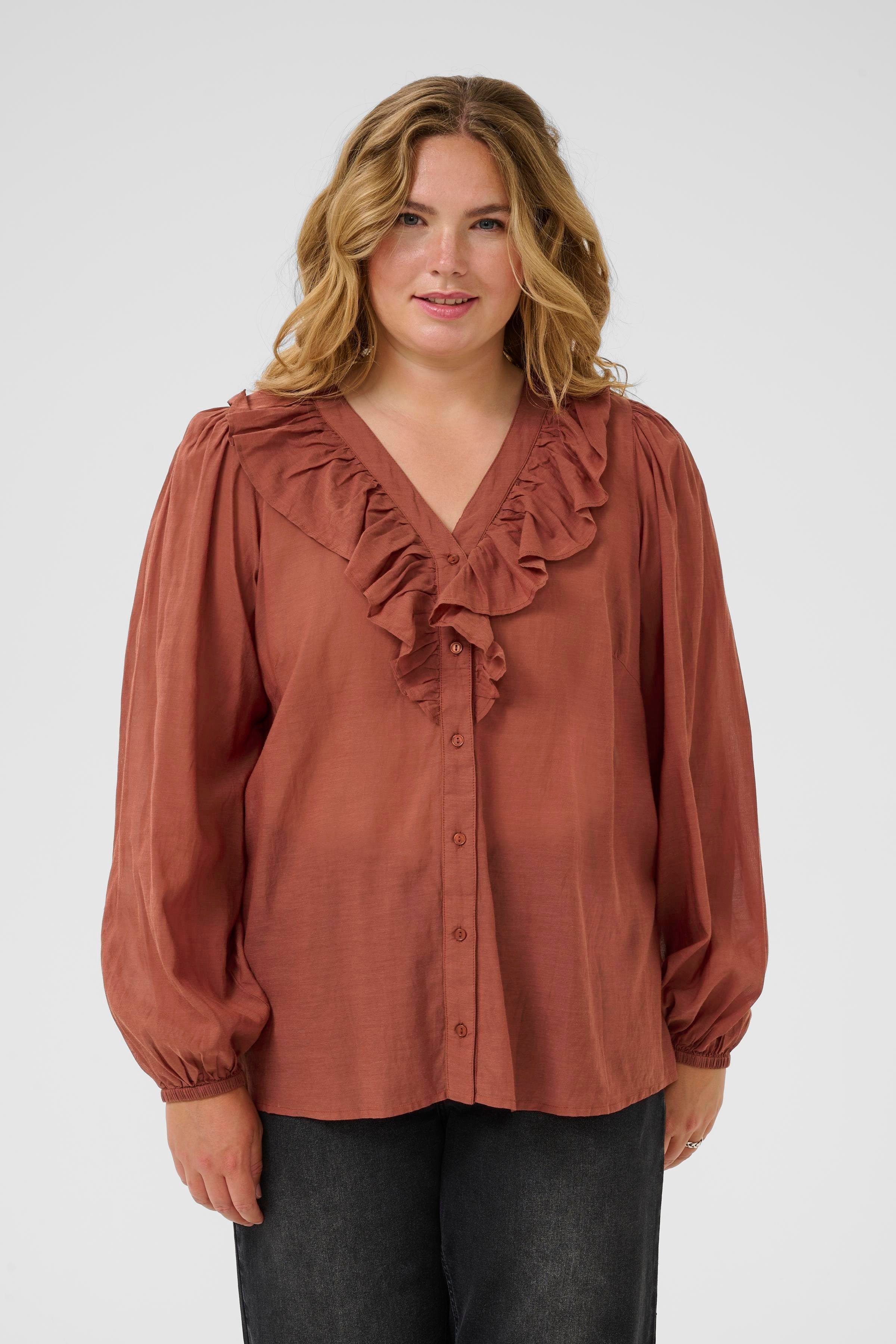KClana Bluse LOOKBOOK FRONT 10584098-191334
