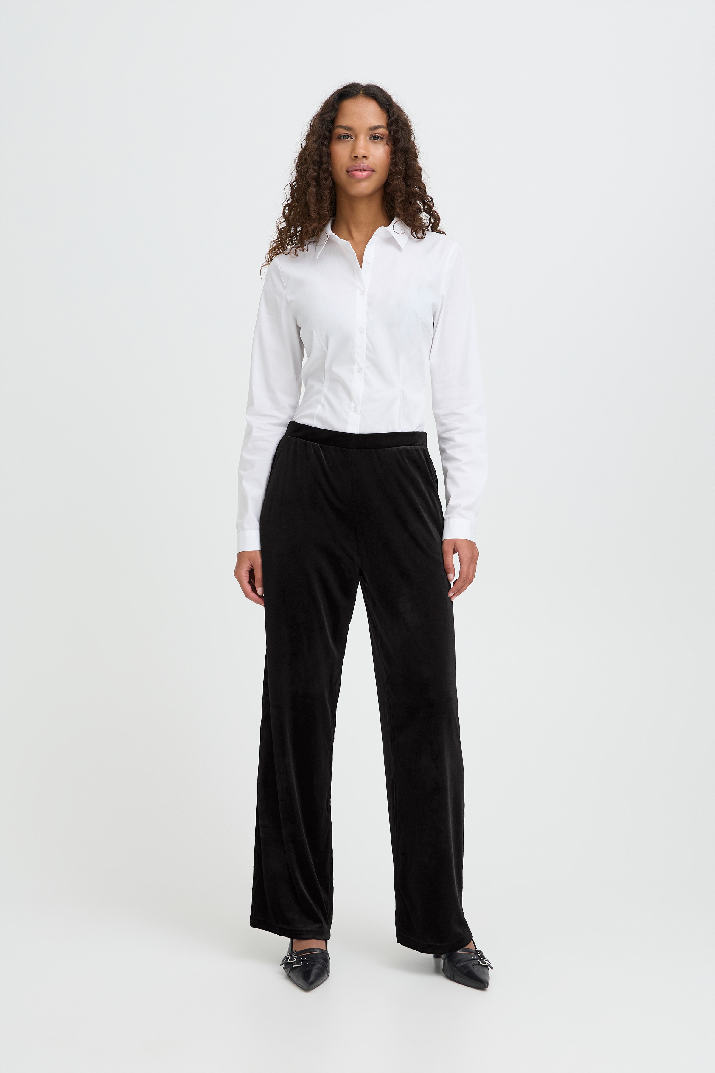 IHLAVANNY Byxor LOOKBOOK FRONT 20120104-194008